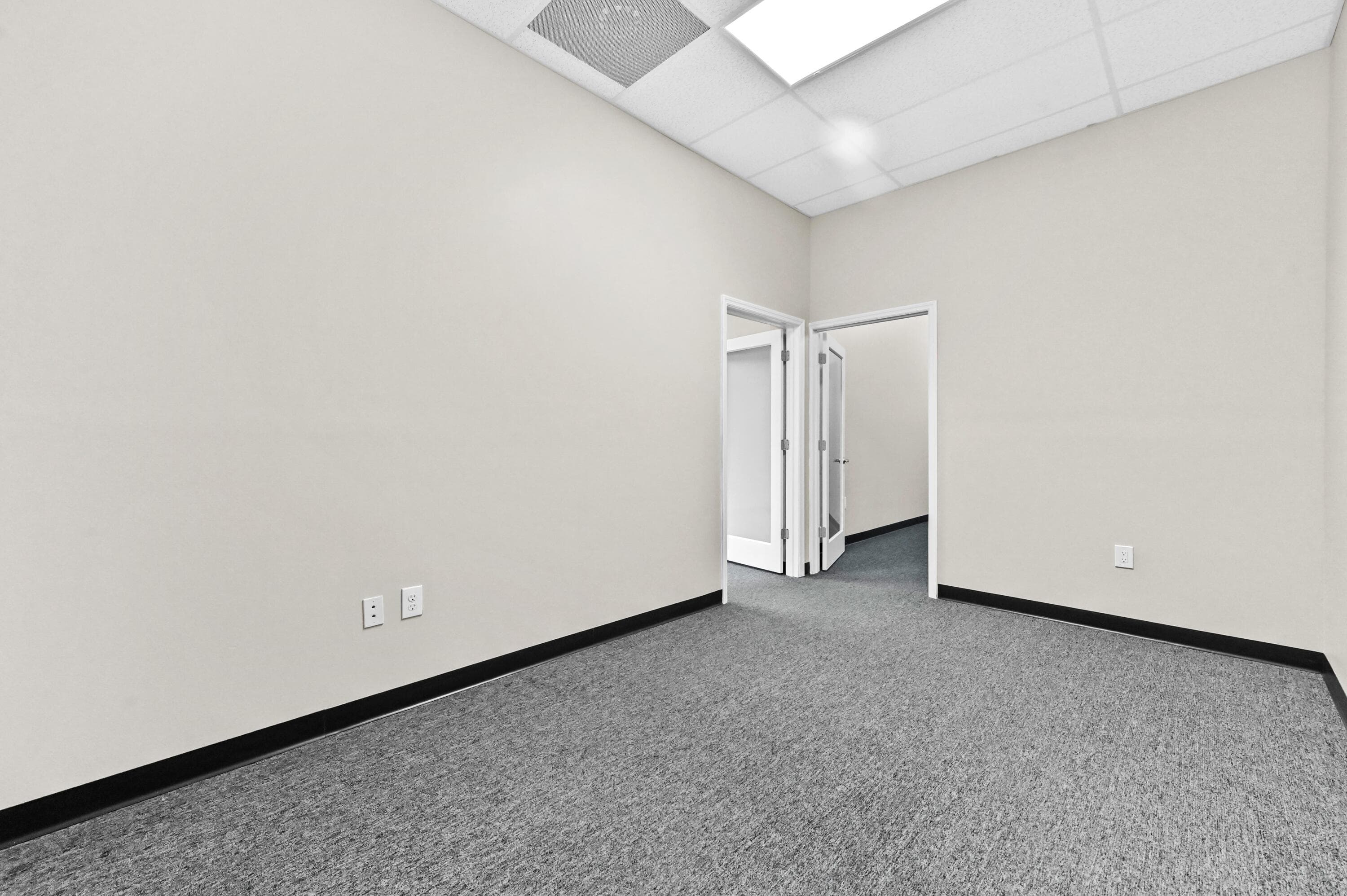 4050 Westgate Avenue 106, West Palm Beach, FL 33409 — photo 35 of 42