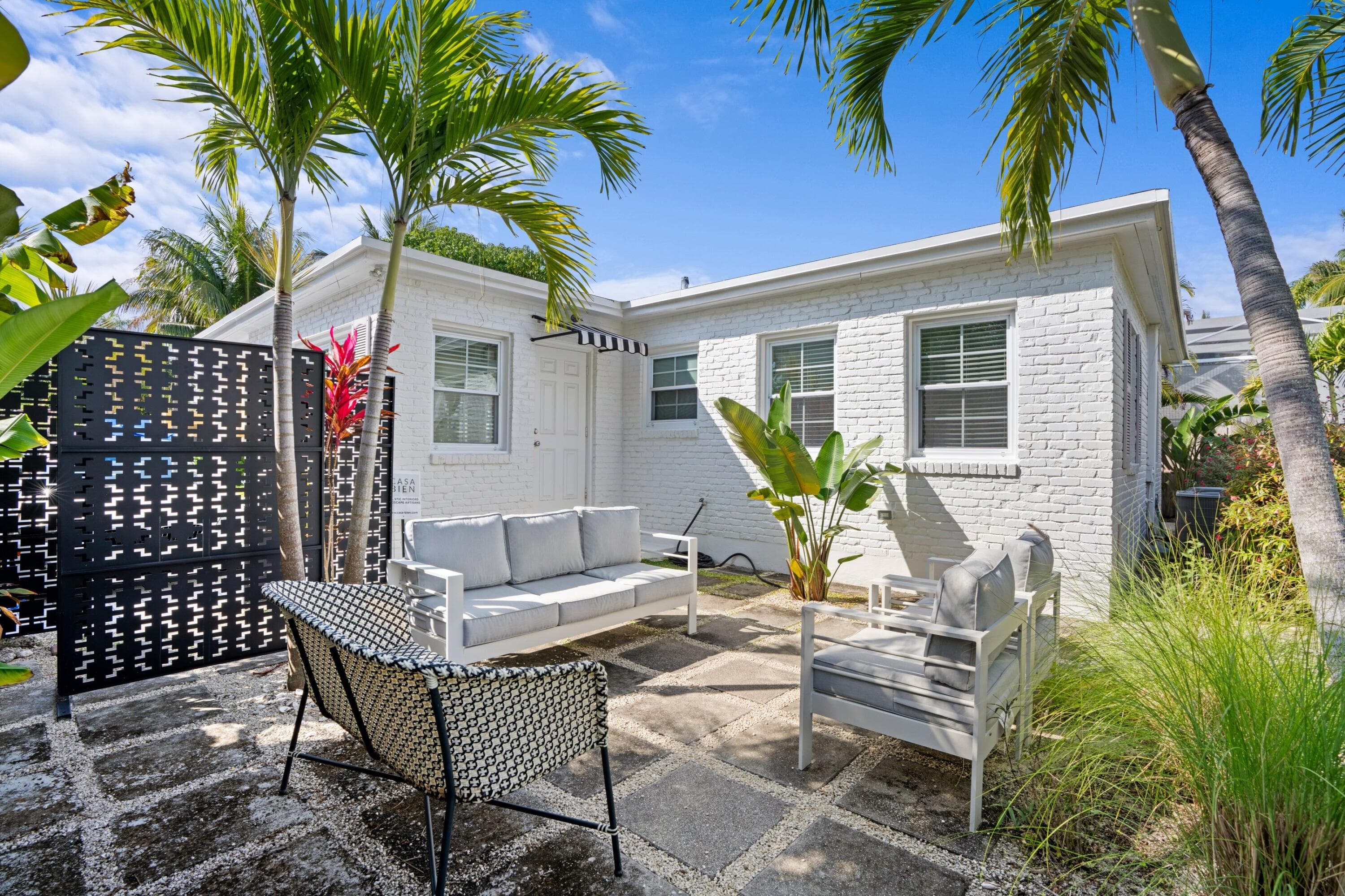 143 Greymon Drive, West Palm Beach, FL 33405 — photo 11 of 39