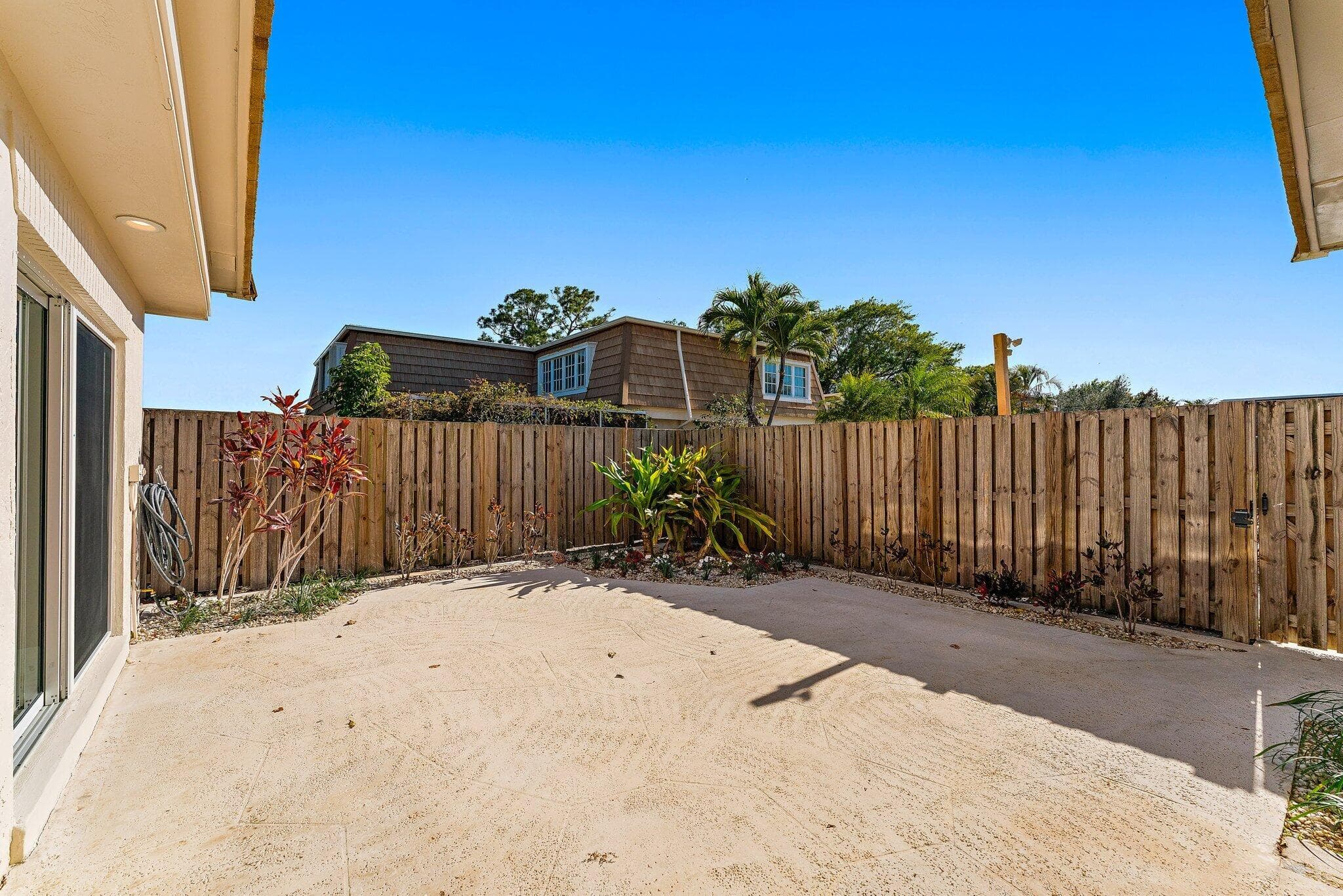 4270 Hazel Avenue B, Palm Beach Gardens, FL 33410 — photo 27 of 35