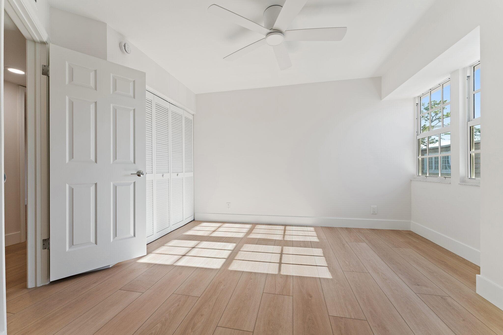 4270 Hazel Avenue B, Palm Beach Gardens, FL 33410 — photo 24 of 35