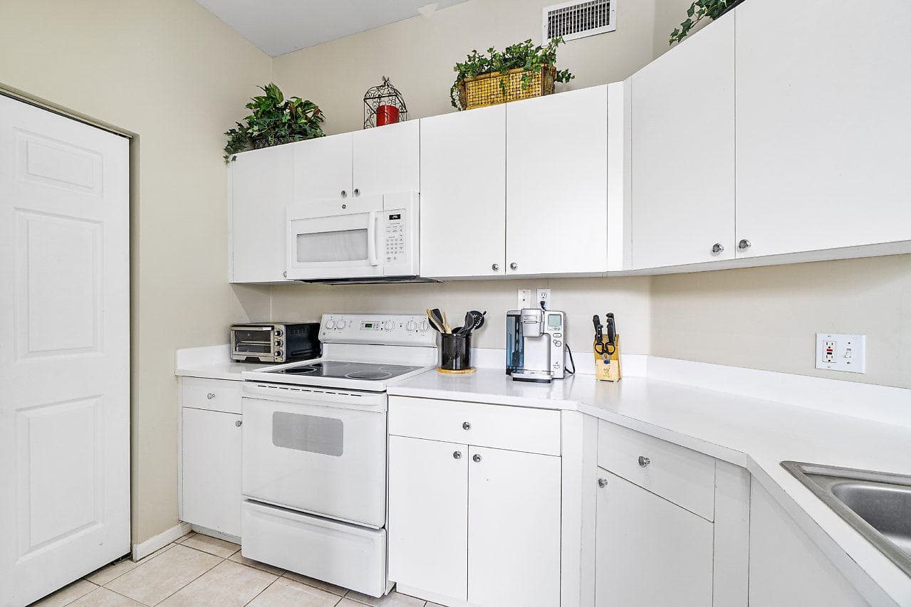 11740 Saint Andrews Place 308, Wellington, FL 33414 — photo 9 of 27