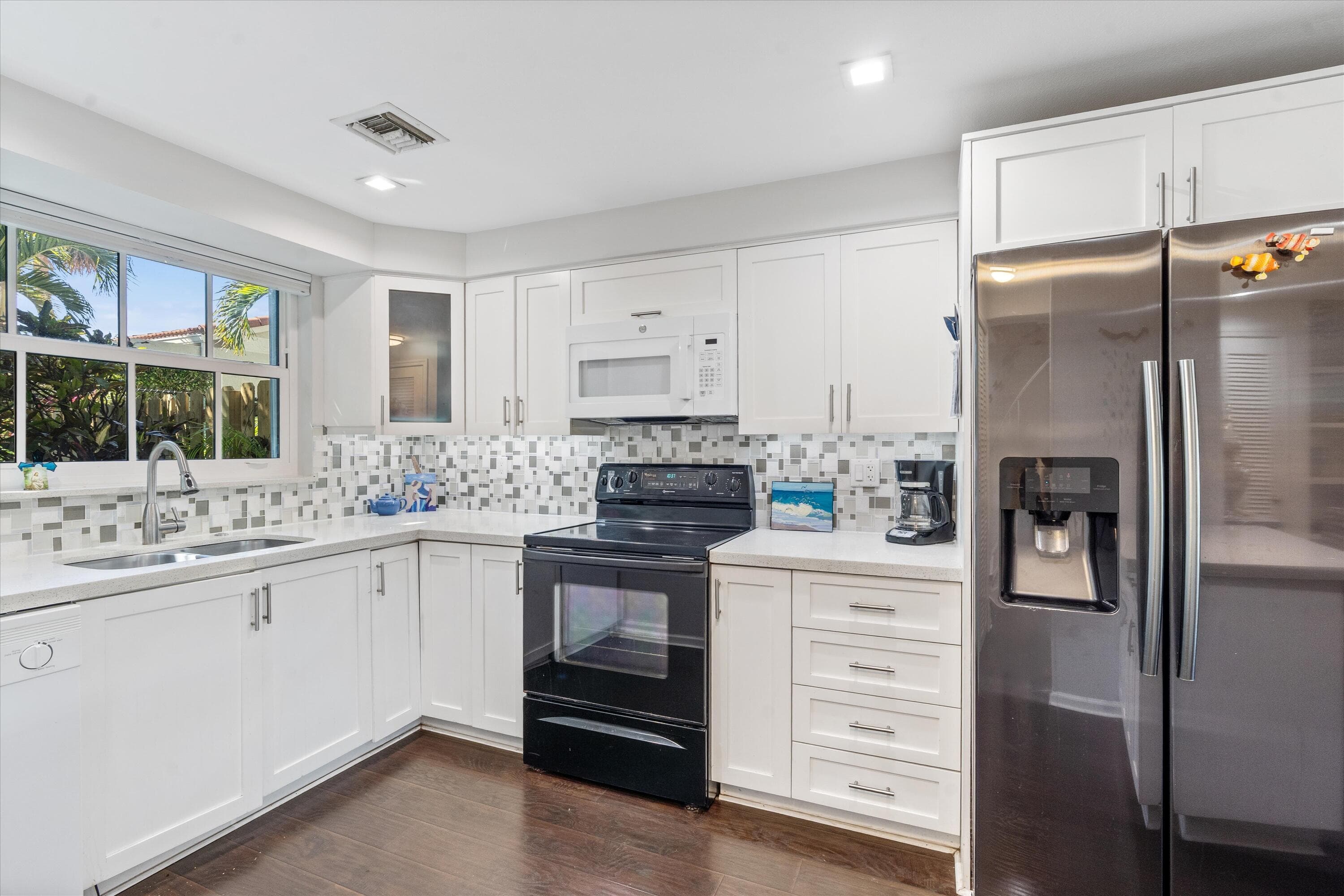 6590 N Ocean Boulevard 9, Ocean Ridge, FL 33435 — photo 13 of 28