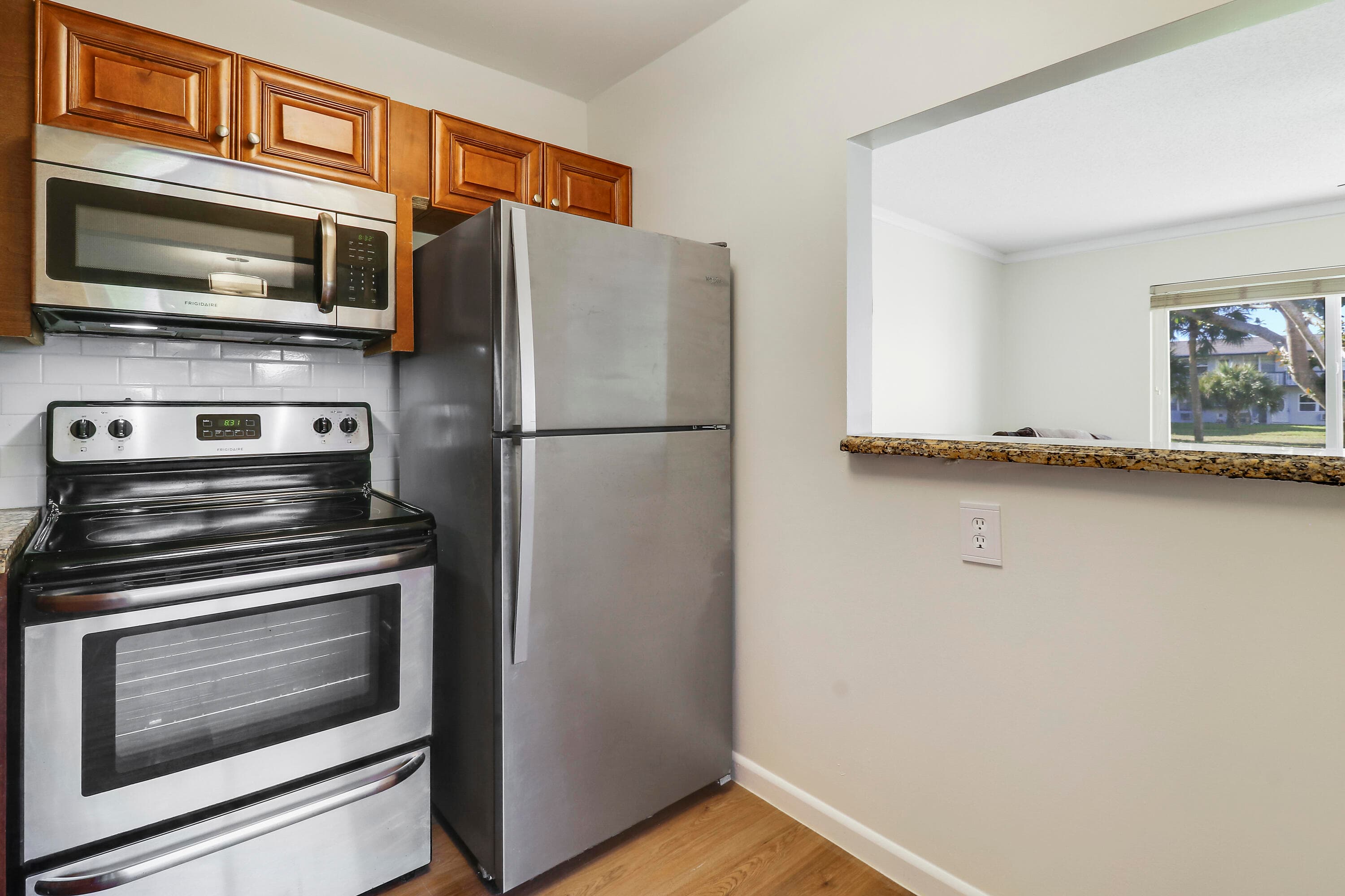 269 Norwich L, West Palm Beach, FL 33417 — photo 10 of 21