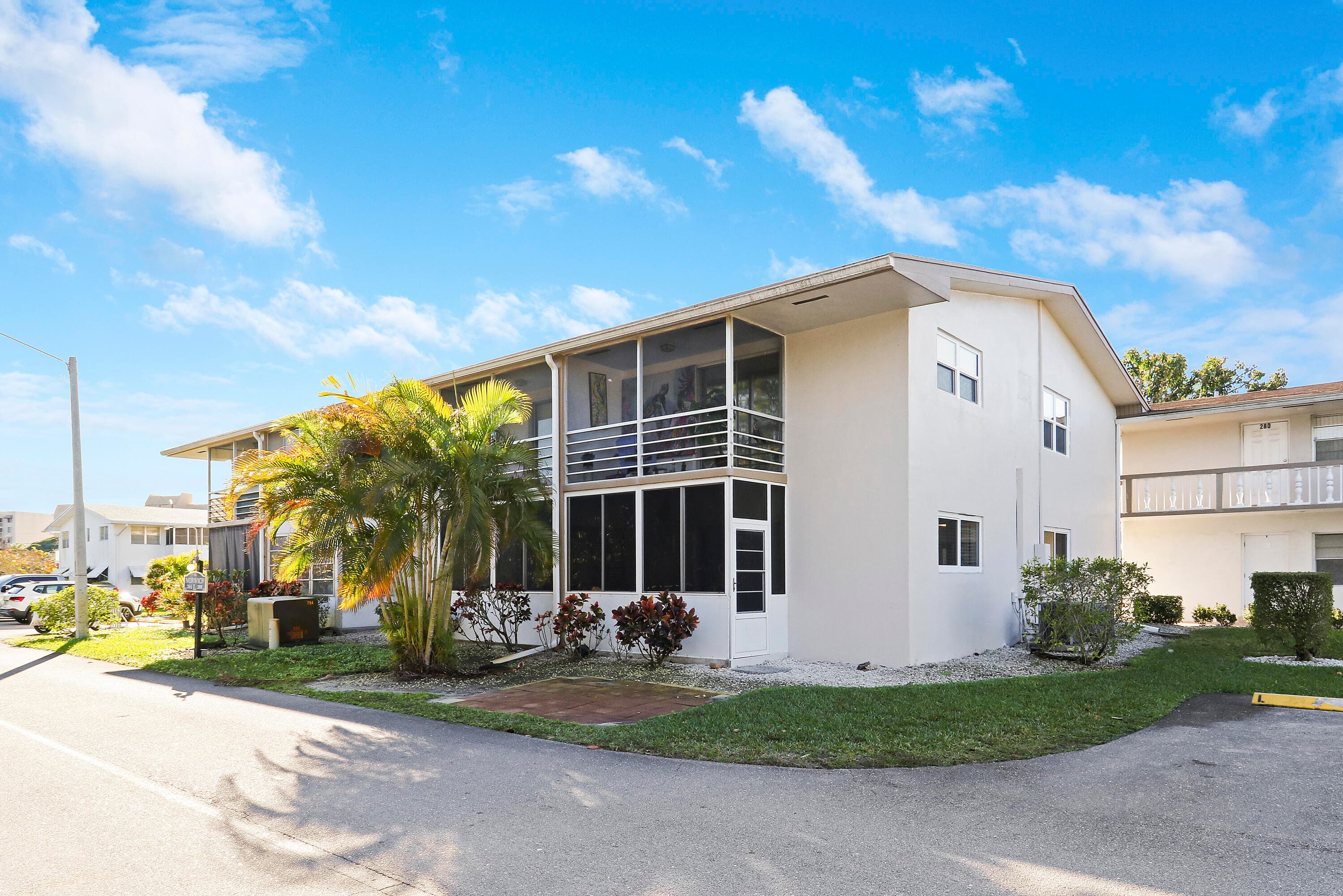 269 Norwich L, West Palm Beach, FL 33417 — photo 1 of 21