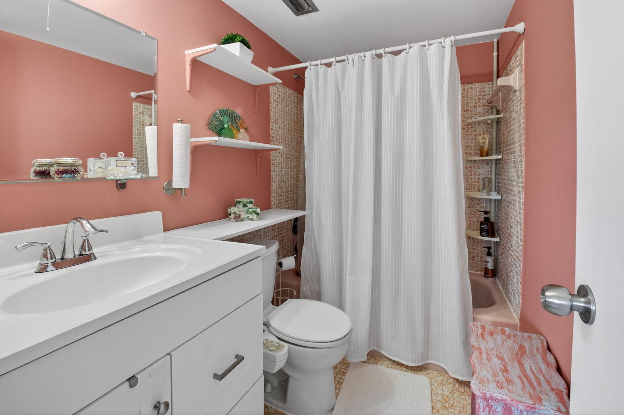 33 Abbey Lane 207, Delray Beach, FL 33446 — photo 25 of 51