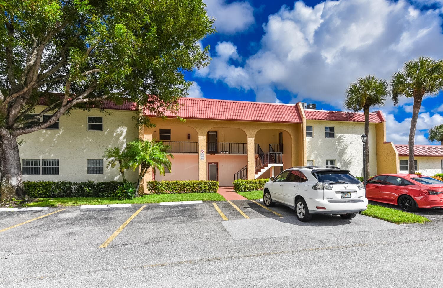 477 Lake Dora Drive, West Palm Beach, FL 33411 — photo 7 of 28