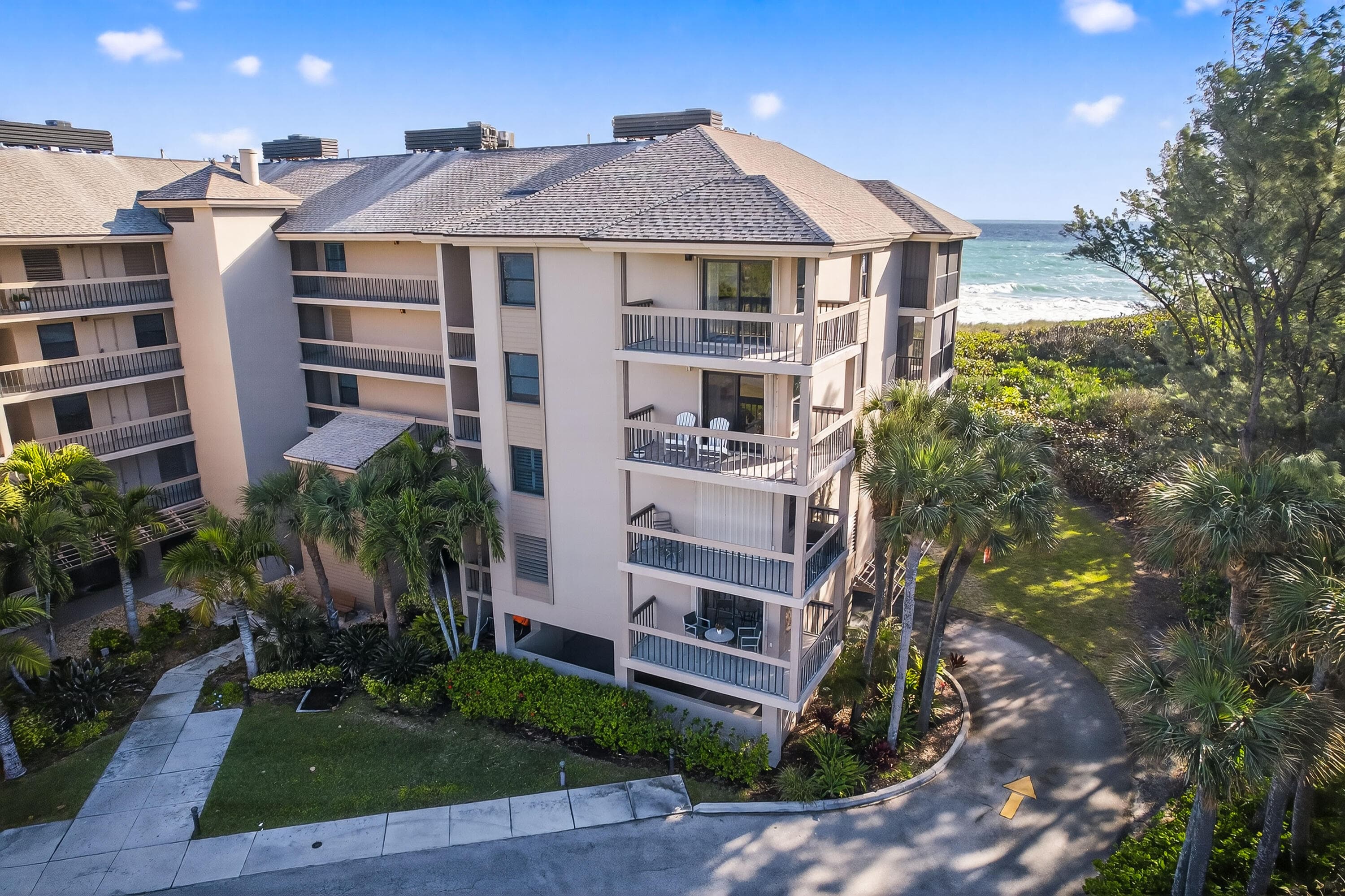2491 NE Ocean Boulevard 106, Stuart, FL 34996 — photo 10 of 49