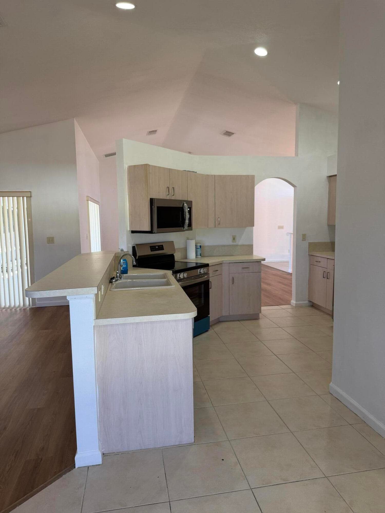 137 SW Meade Circle, Port St. Lucie, FL 34953 — photo 5 of 33