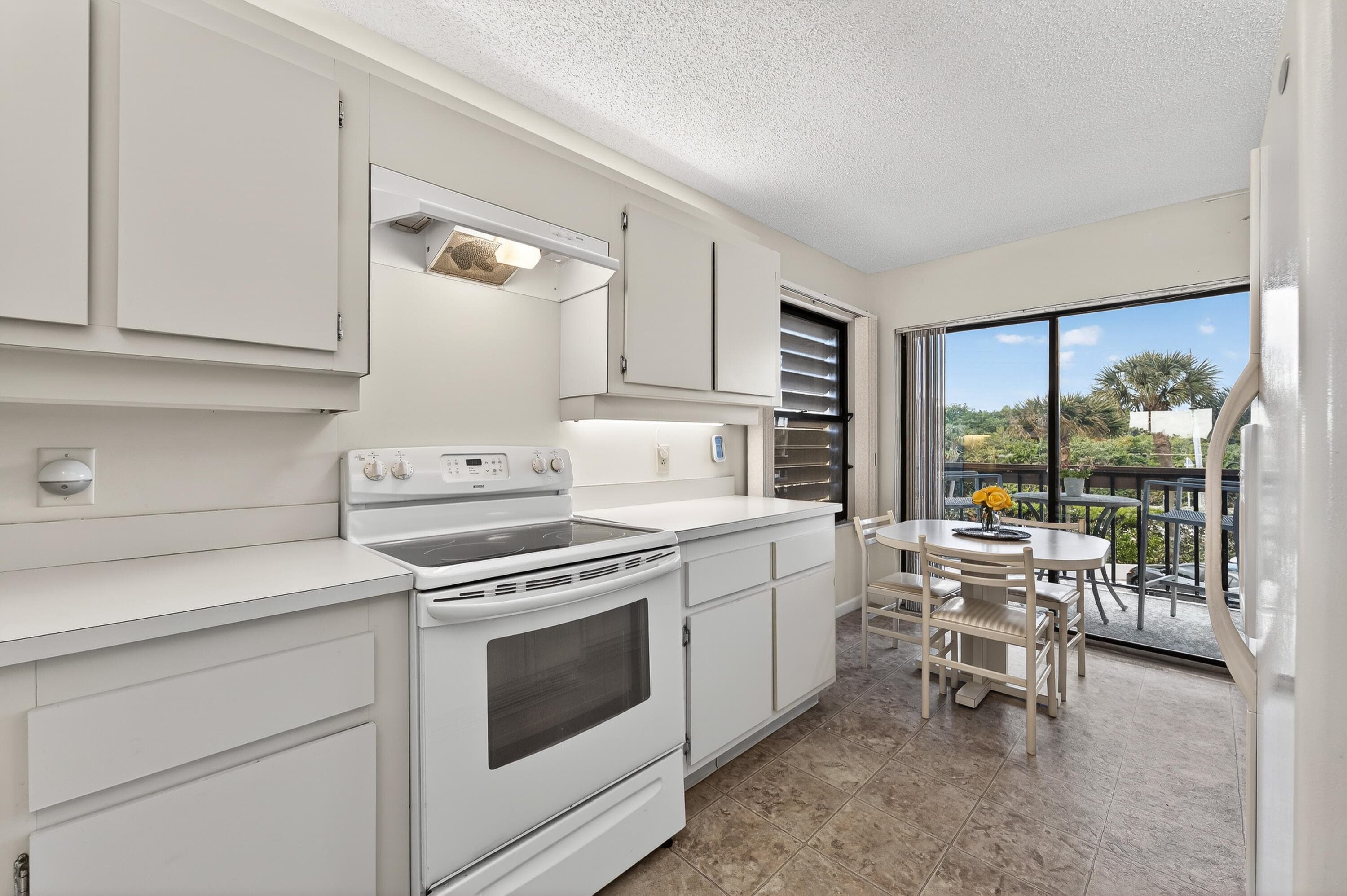 2491 NE Ocean Boulevard 106, Stuart, FL 34996 — photo 26 of 49