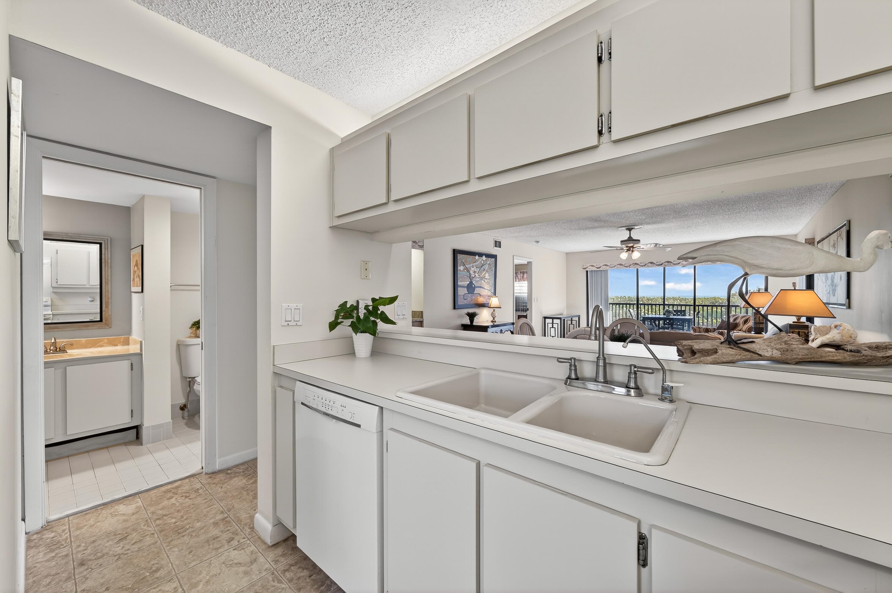 2491 NE Ocean Boulevard 106, Stuart, FL 34996 — photo 28 of 49