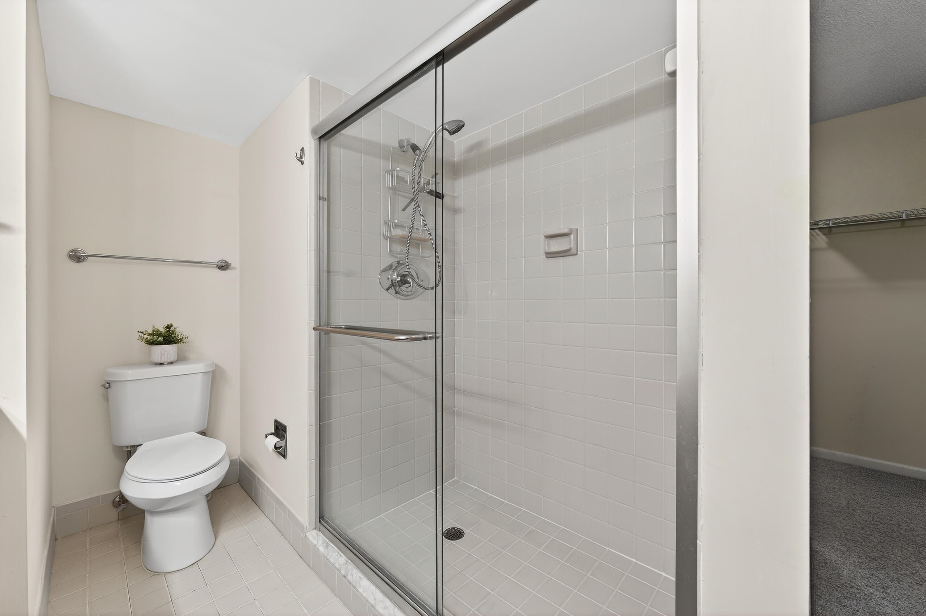 2491 NE Ocean Boulevard 106, Stuart, FL 34996 — photo 34 of 49