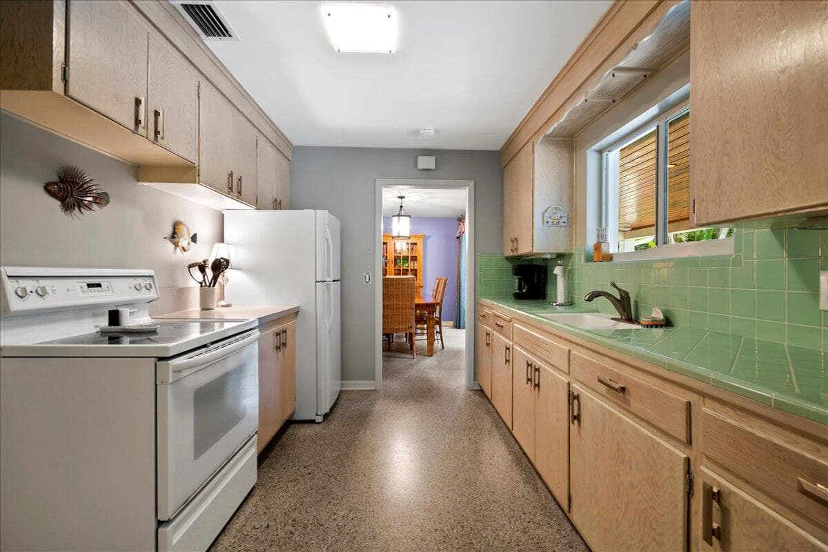 440 Jupiter Lane, Juno Beach, FL 33408 — photo 18 of 34