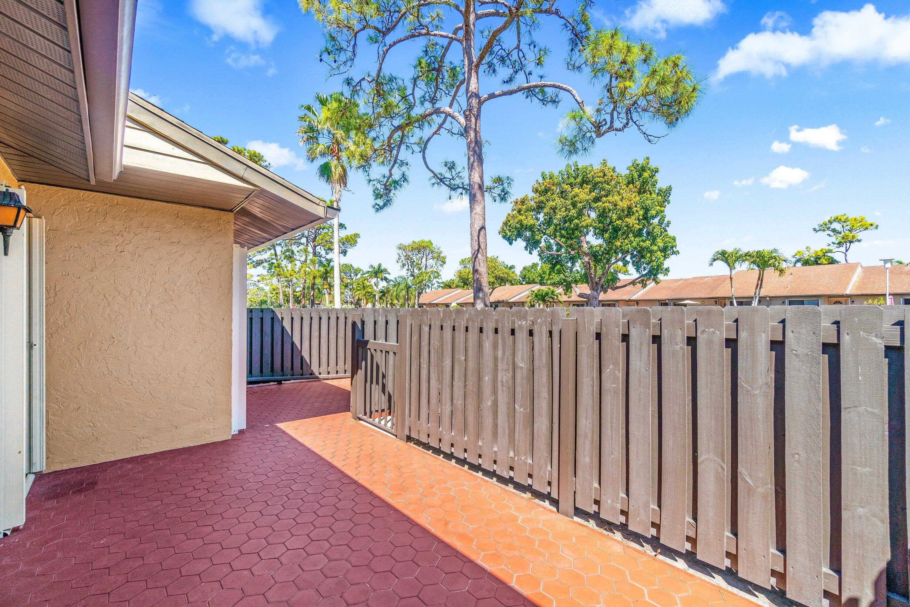 704 Sunny Pine Way C, Greenacres, FL 33415 — photo 5 of 40