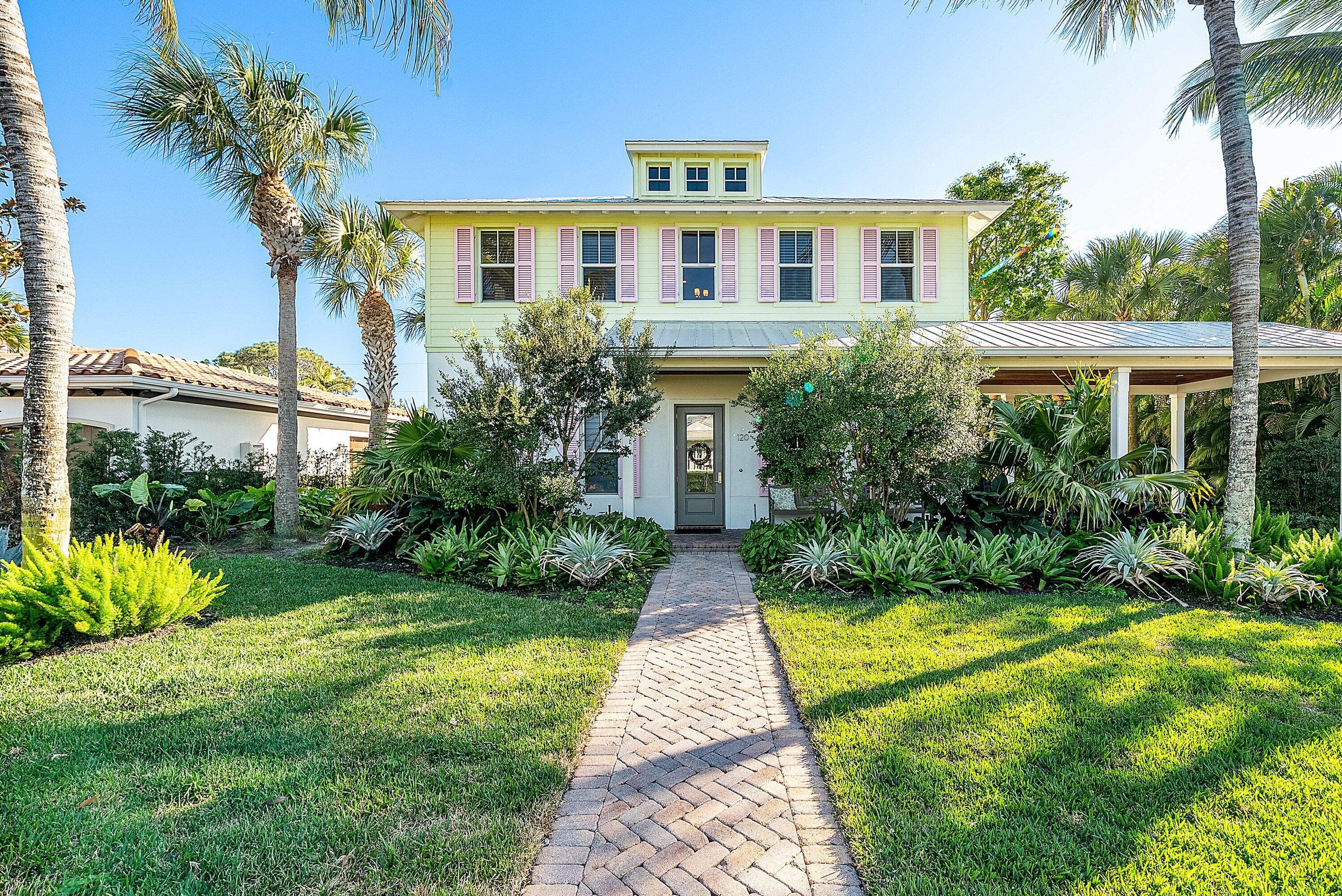 120 Grove Way, Delray Beach, FL 33444 — photo 1 of 43