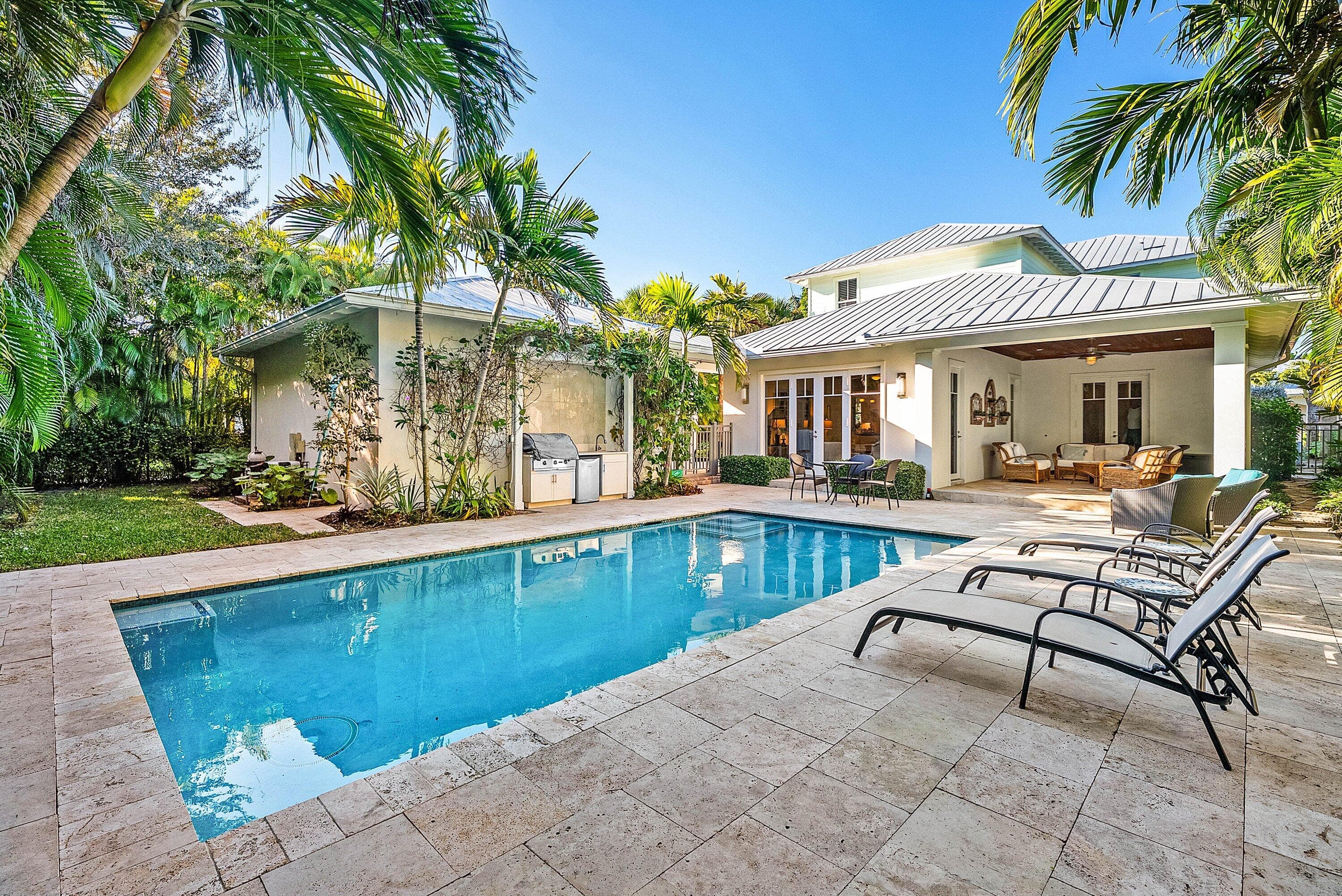 120 Grove Way, Delray Beach, FL 33444 — photo 3 of 43