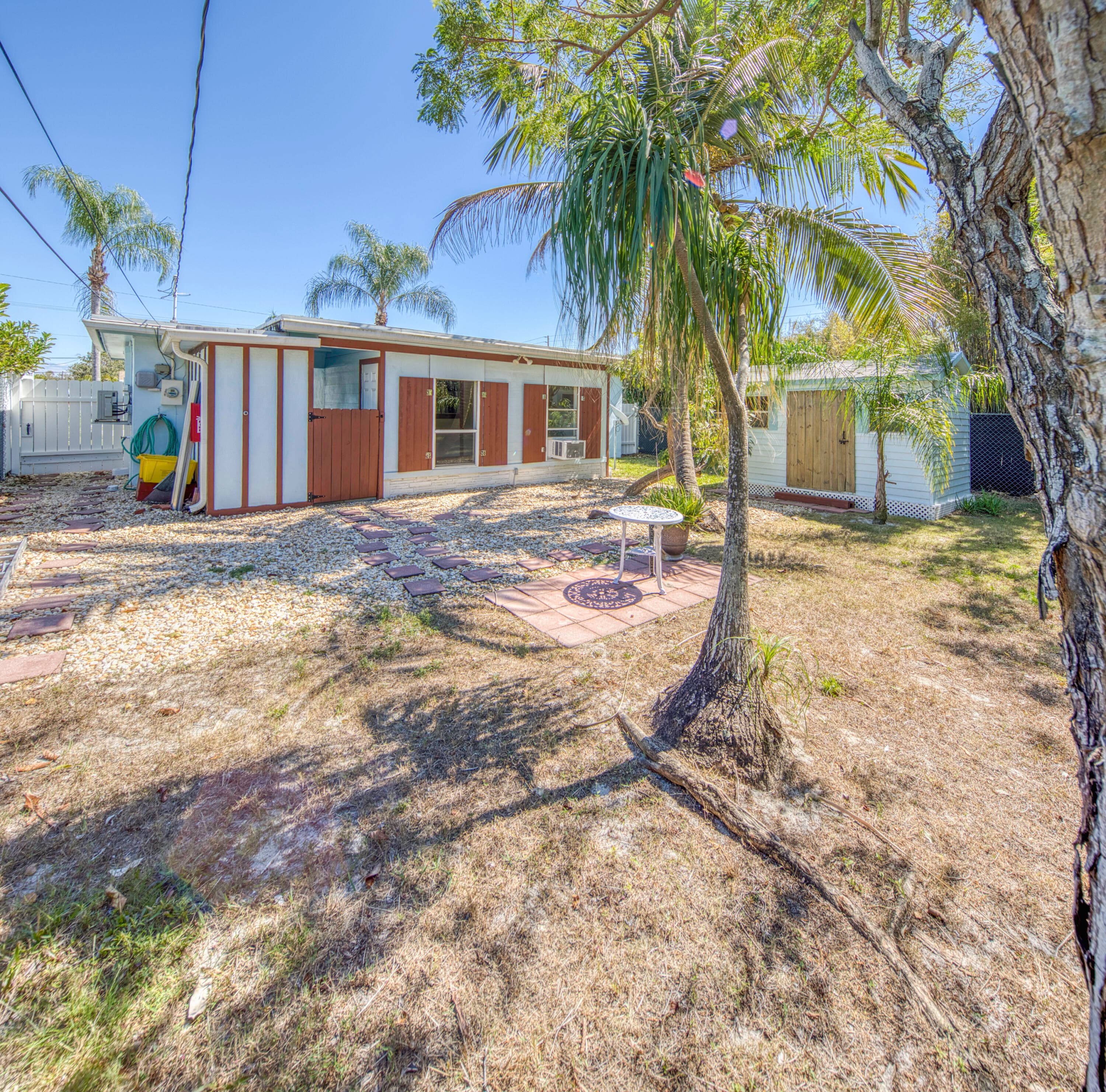 341 Pinewood Street, Lantana, FL 33462 — photo 14 of 20