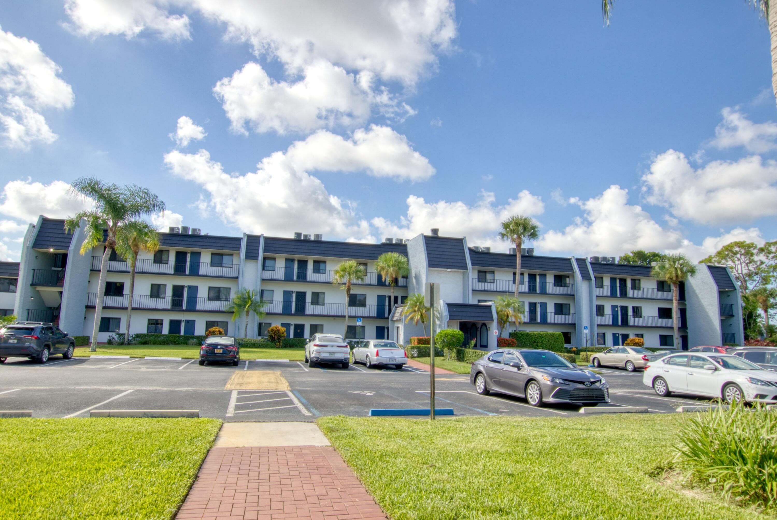 4260 D Este Court 102, Lake Worth, FL 33467 — photo 19 of 21