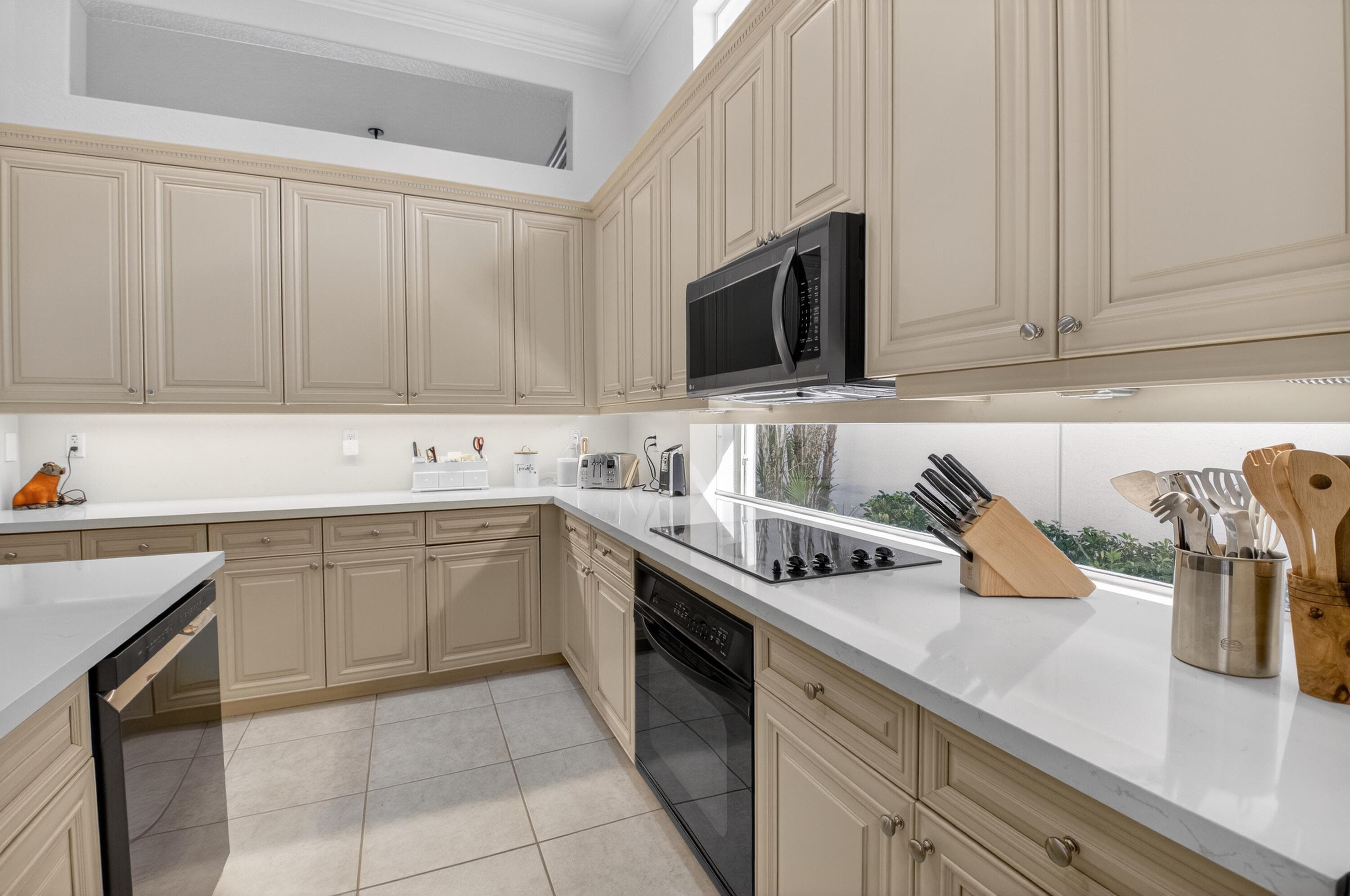 7961 Trieste Place, Delray Beach, FL 33446 — photo 8 of 42