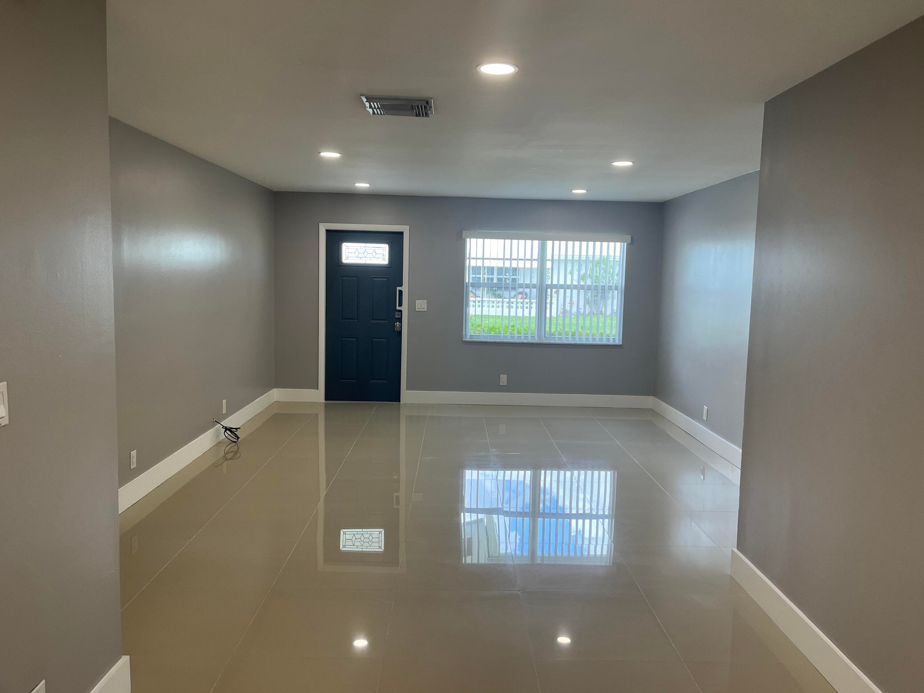 2396 SW 13th Avenue, Boynton Beach, FL 33426 — photo 6 of 35