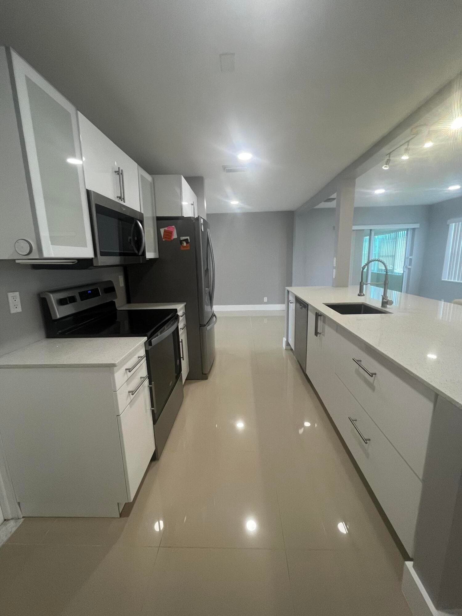 2396 SW 13th Avenue, Boynton Beach, FL 33426 — photo 12 of 35
