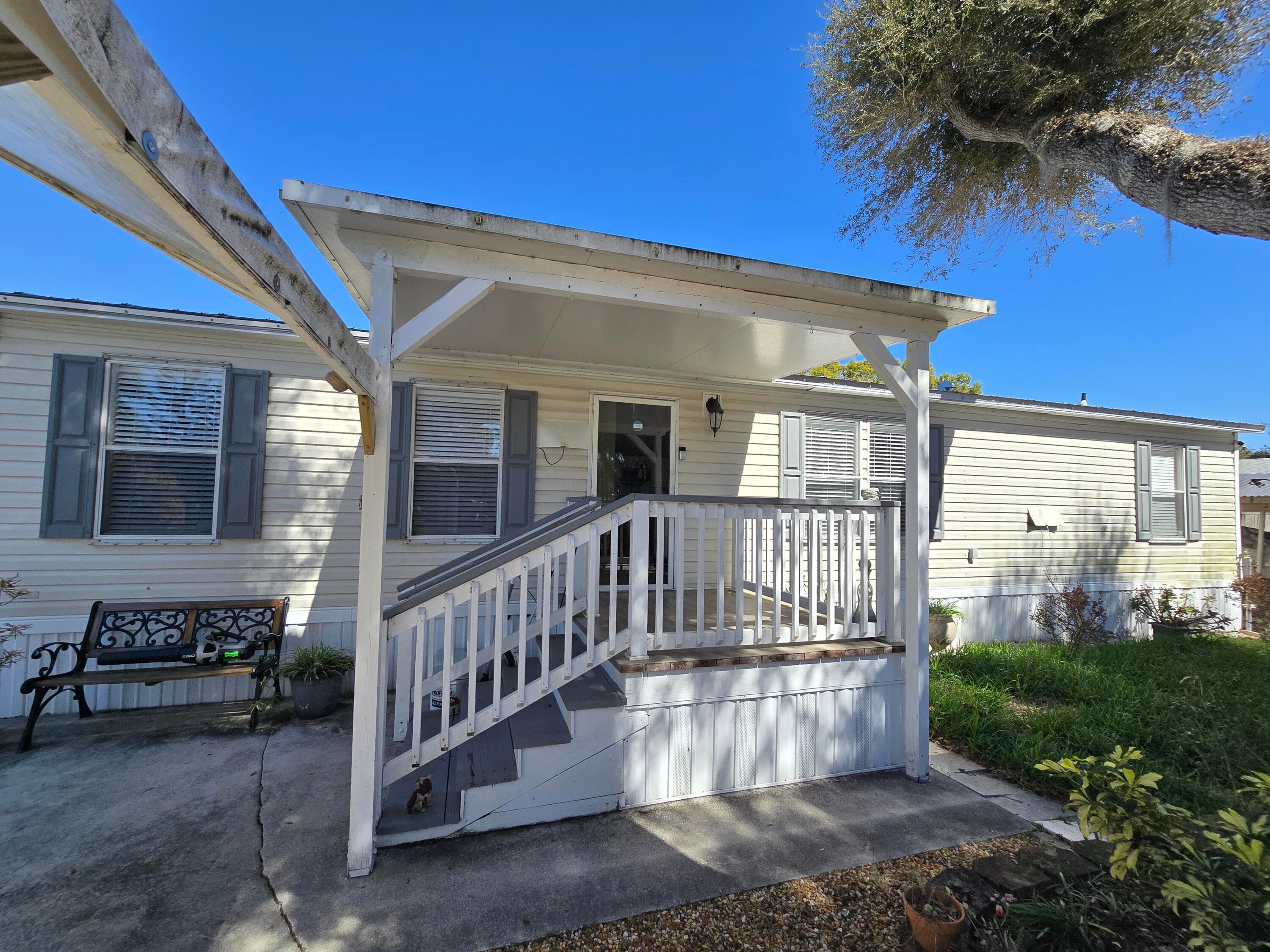 5192 Amy Lane, Fort Pierce, FL 34946 — photo 4 of 35