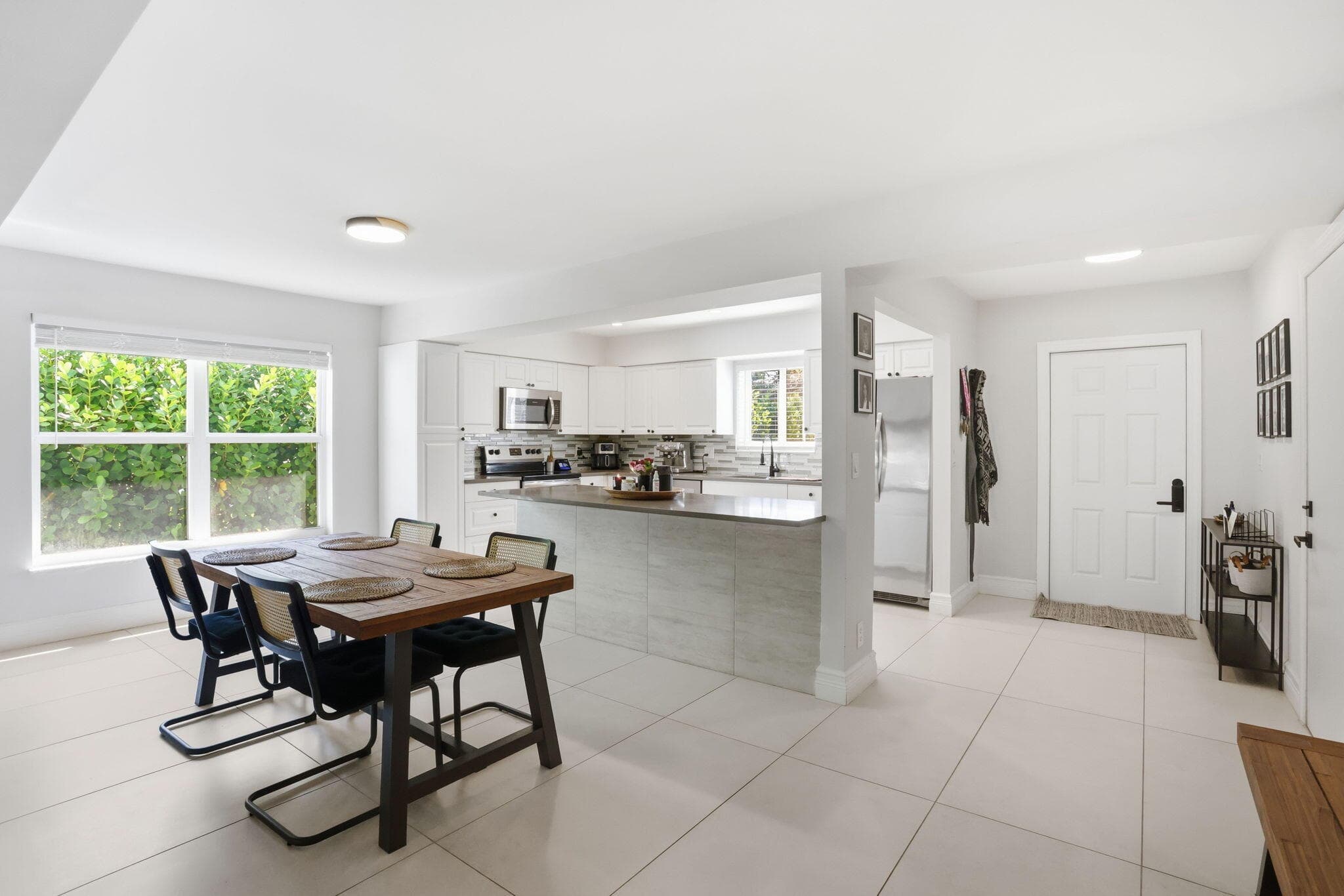 2522 Bessie Street, Delray Beach, FL 33444 — photo 4 of 41