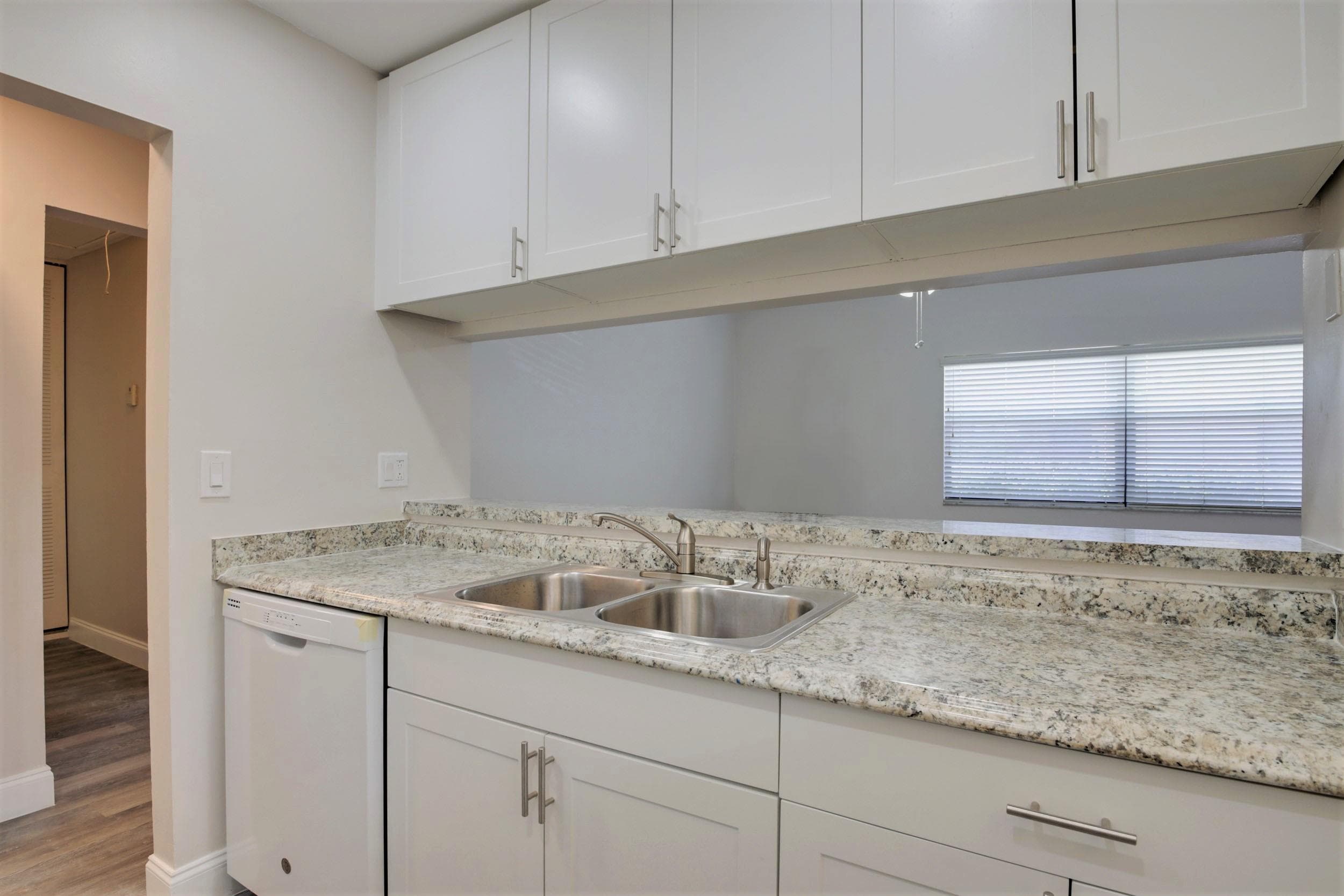 484 Springdale Circle 48d, Palm Springs, FL 33461 — photo 8 of 59