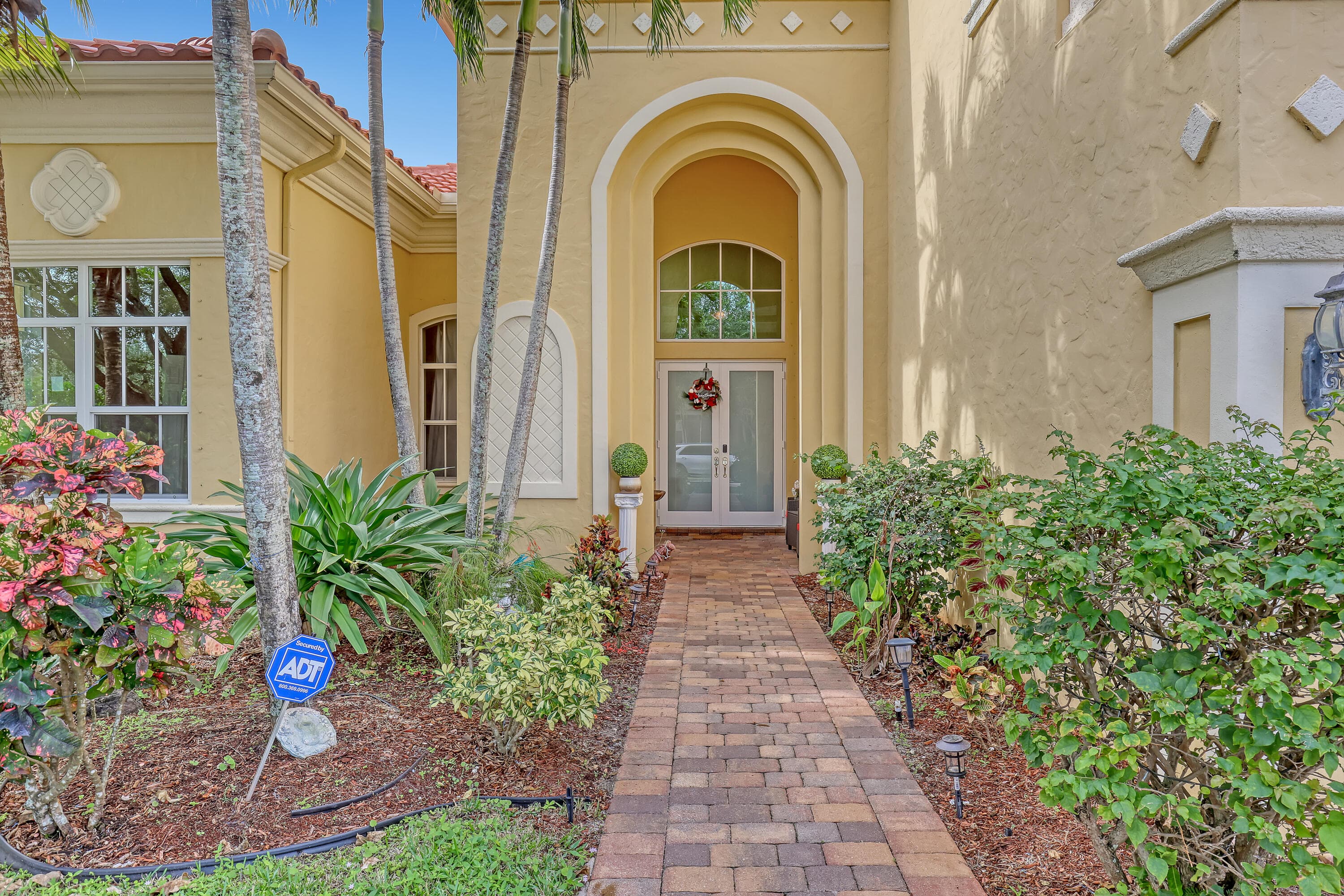 3389 Lago De Talavera, Lake Worth, FL 33467 — photo 4 of 65