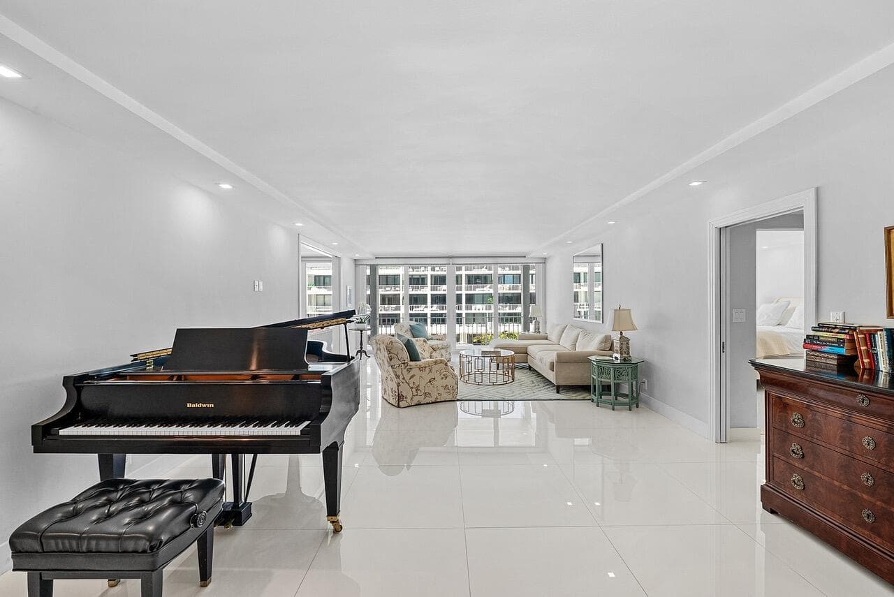 2784 S Ocean Boulevard 204s, Palm Beach, FL 33480 — photo 2 of 29