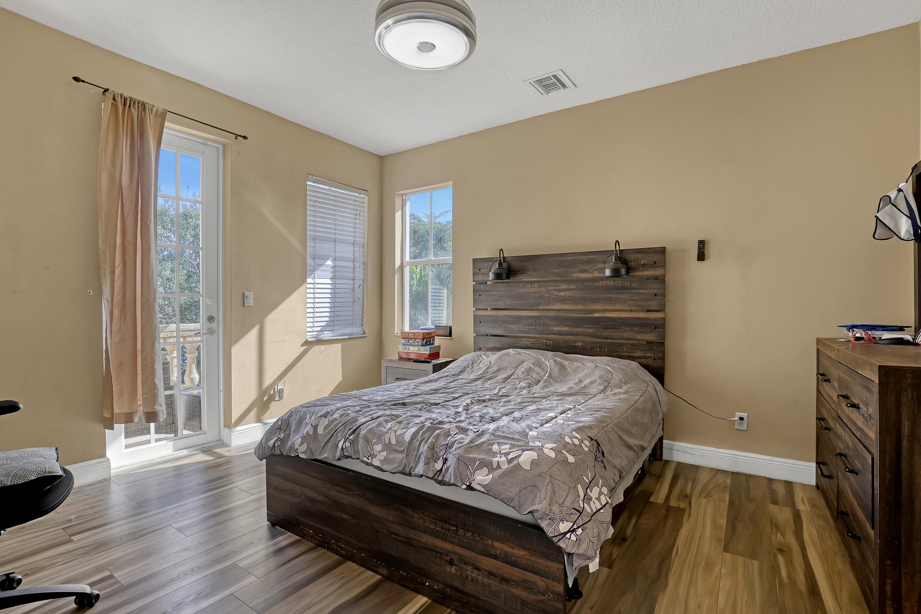 3389 Lago De Talavera, Lake Worth, FL 33467 — photo 54 of 65