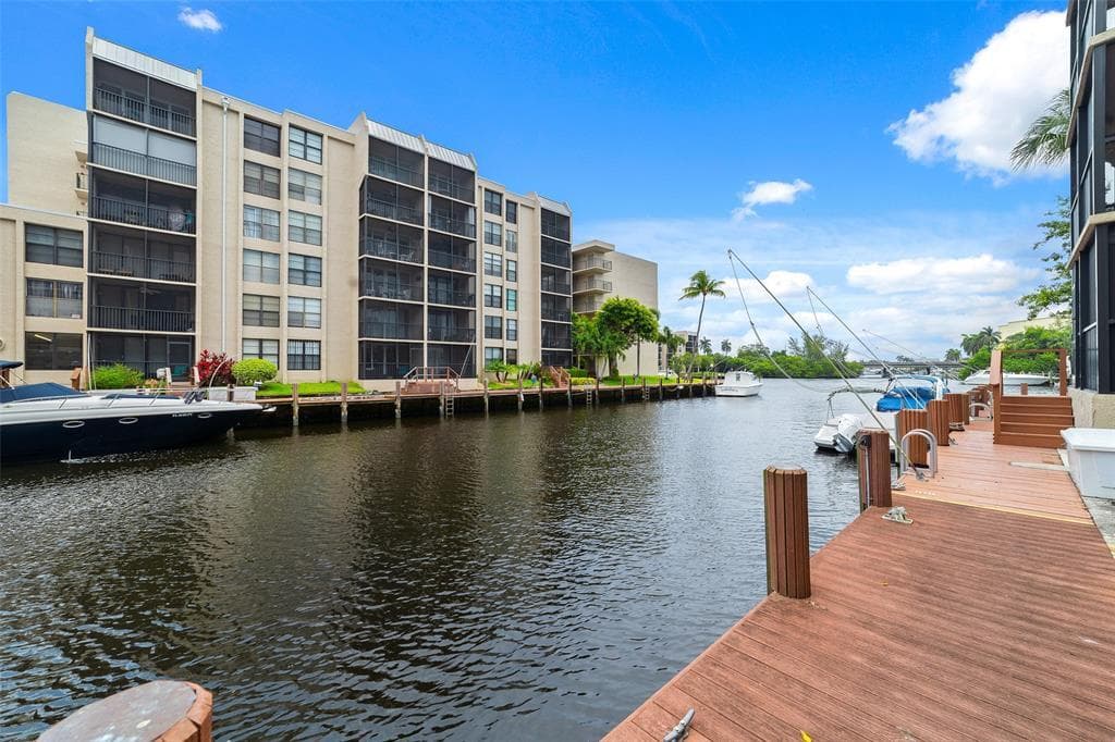 7 Royal Palm Way 507, Boca Raton, FL 33432 — photo 39 of 47