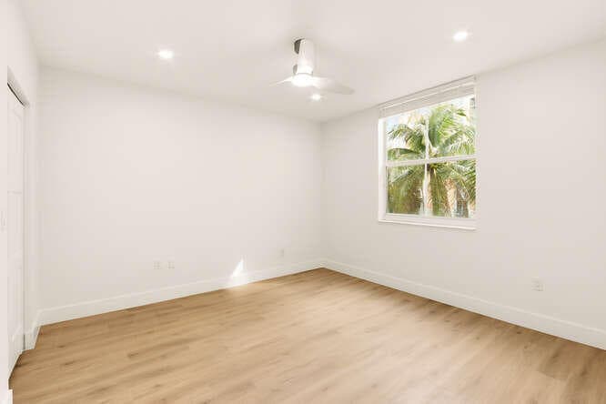 720 S Sapodilla Avenue 304, West Palm Beach, FL 33401 — photo 12 of 32