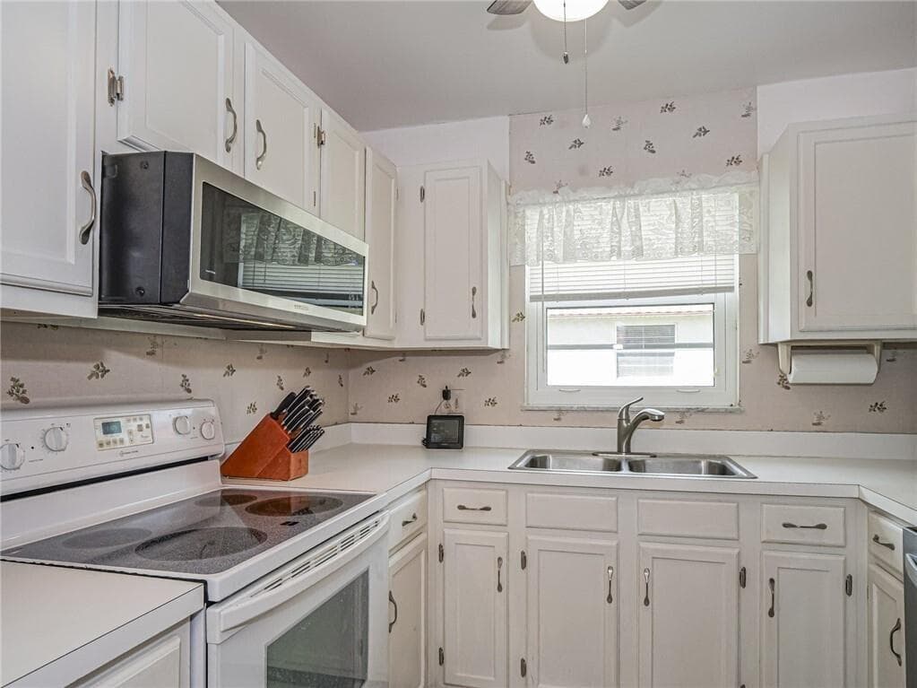 1 Vista Palm Lane 207, Vero Beach, FL 32962 — photo 6 of 36
