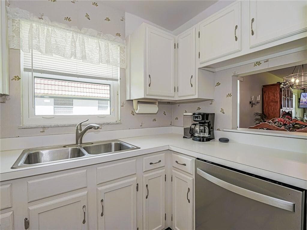 1 Vista Palm Lane 207, Vero Beach, FL 32962 — photo 8 of 36