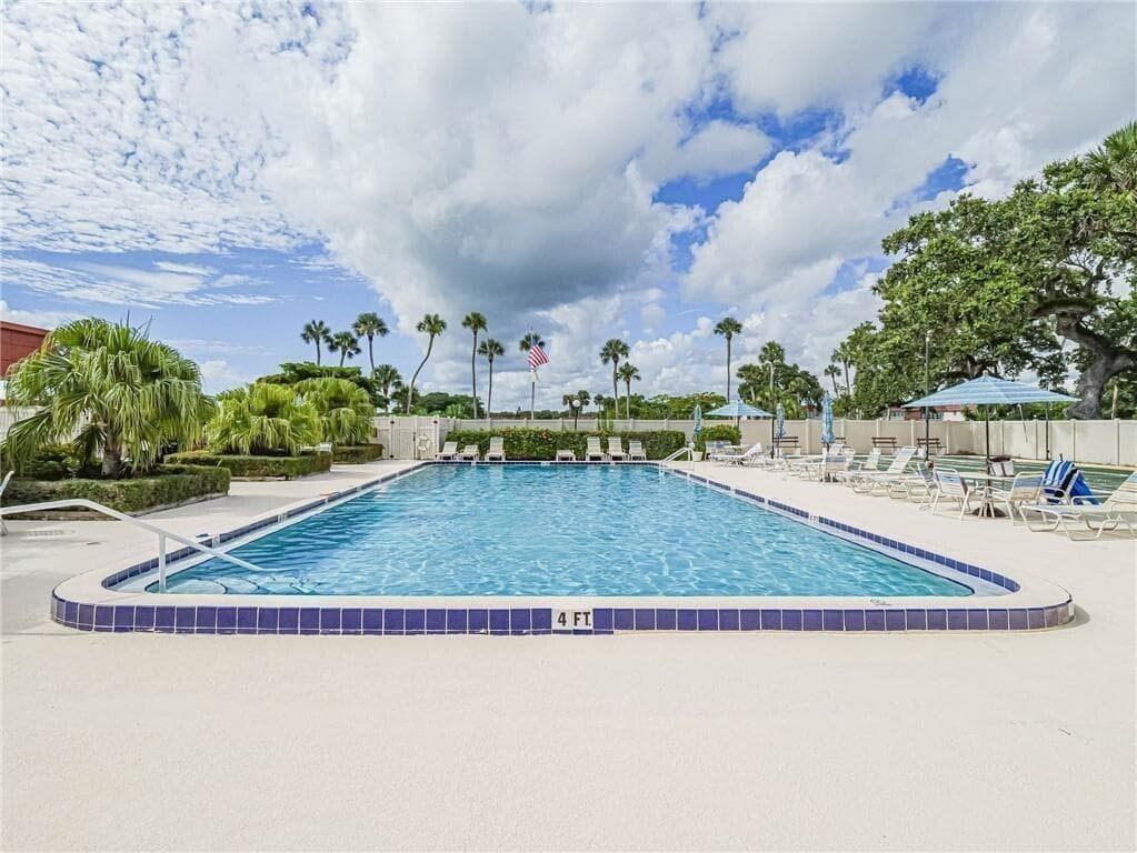 1 Vista Palm Lane 207, Vero Beach, FL 32962 — photo 22 of 36
