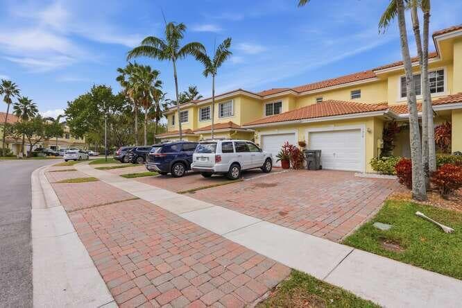 1218 Imperial Lake Road, West Palm Beach, FL 33413 — photo 31 of 32