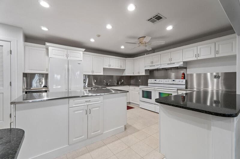 1800 SE Saint Lucie Boulevard 7-205, Stuart, FL 34996 — photo 41 of 54