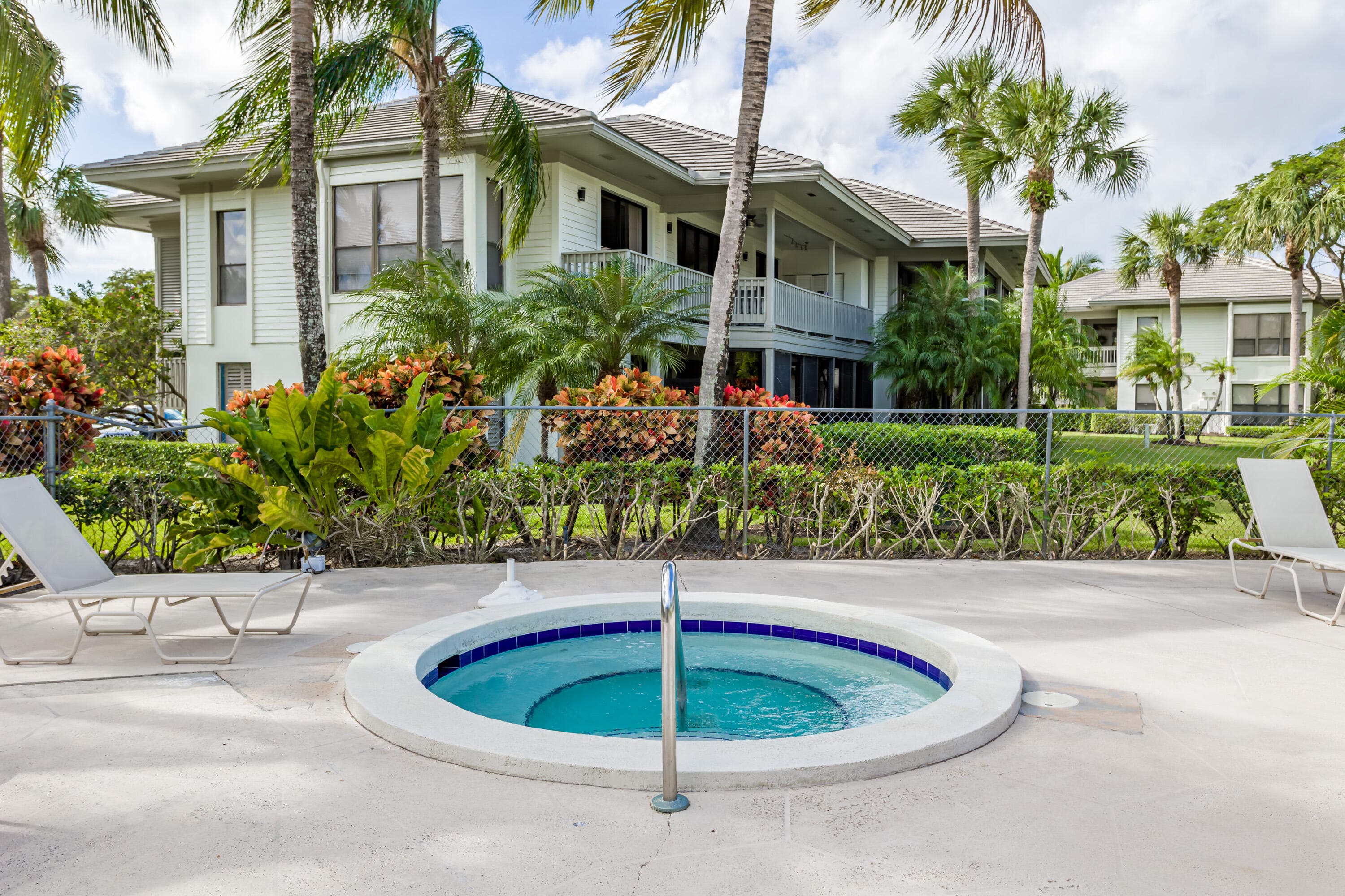 11842 Pebblewood Drive 201, Wellington, FL 33414 — photo 14 of 15