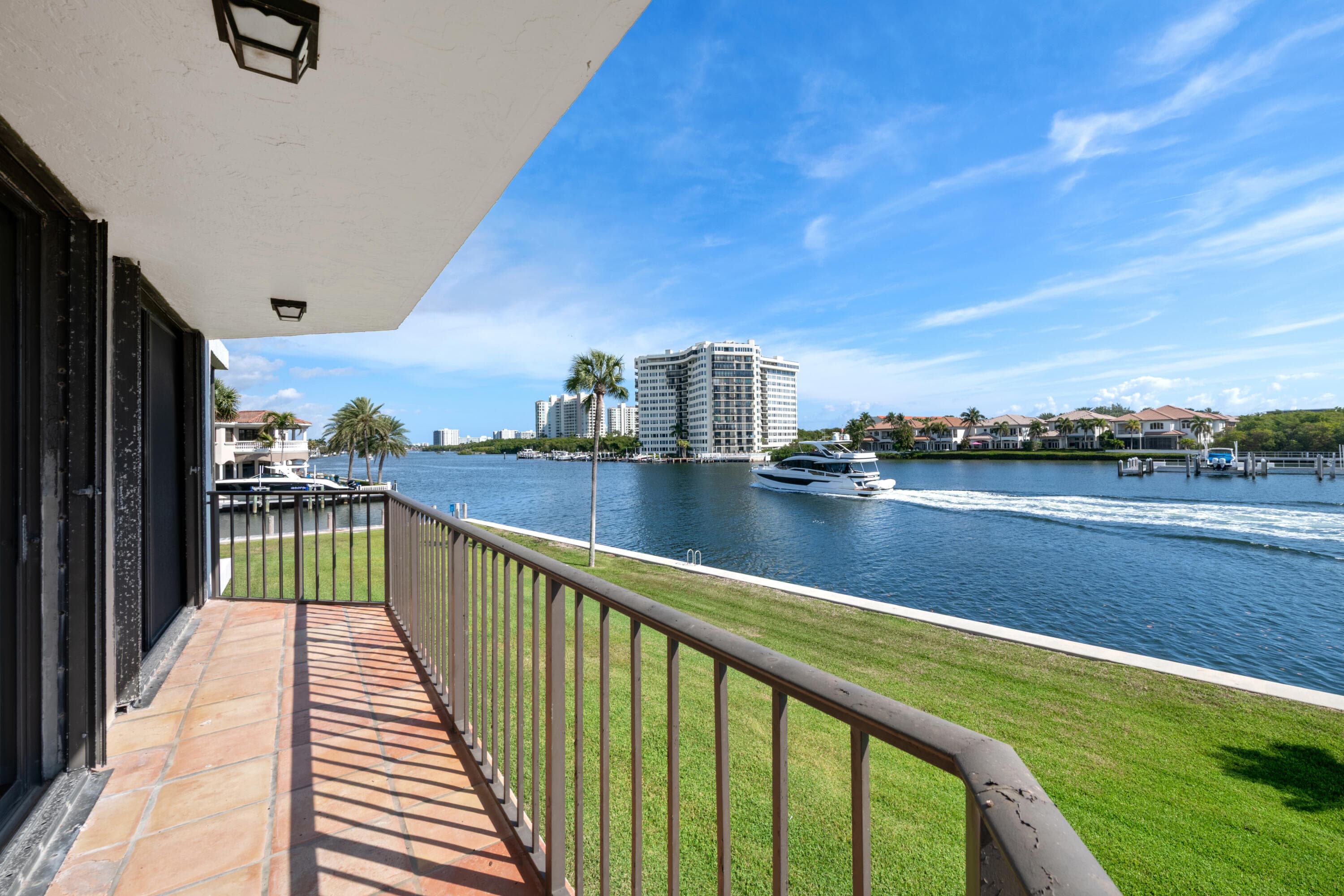 899 Jeffery Street 214, Boca Raton, FL 33487 — photo 2 of 61