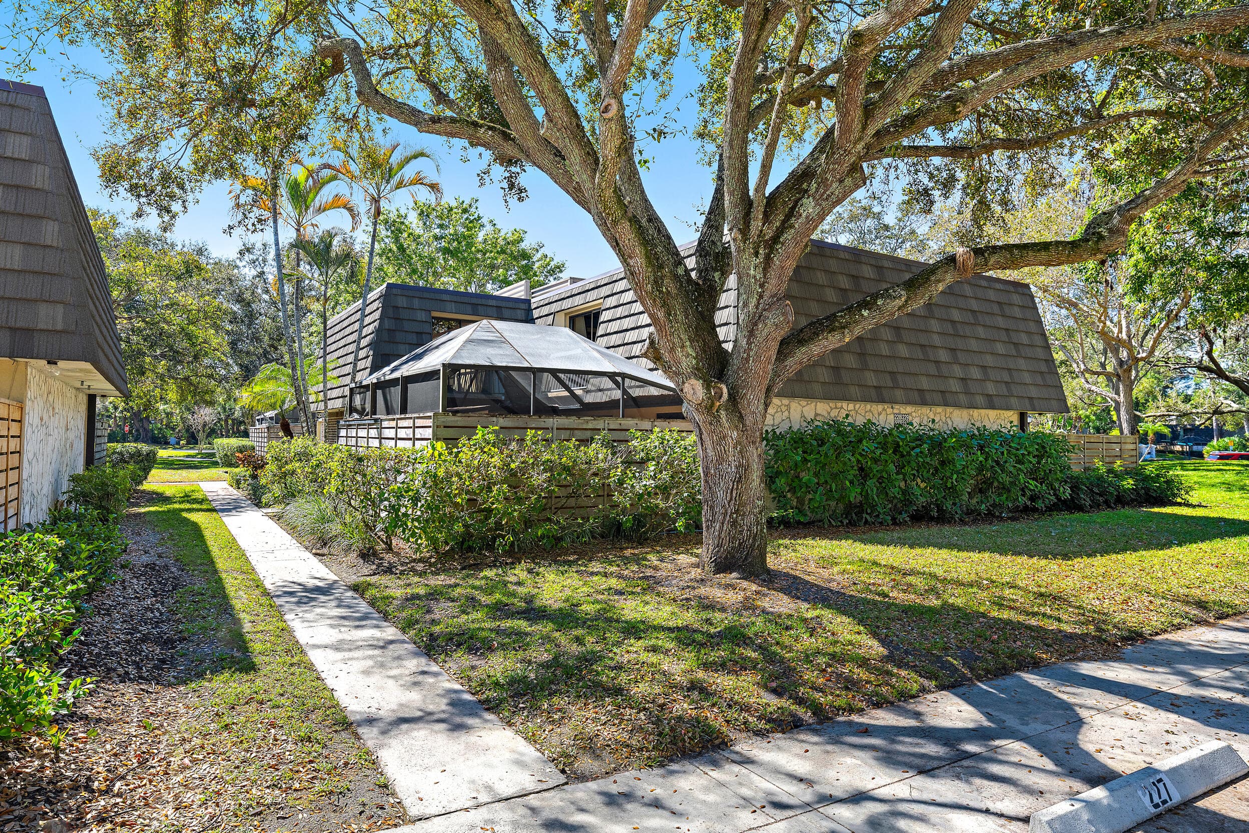 227 2nd Terrace, Palm Beach Gardens, FL 33418 — photo 15 of 19