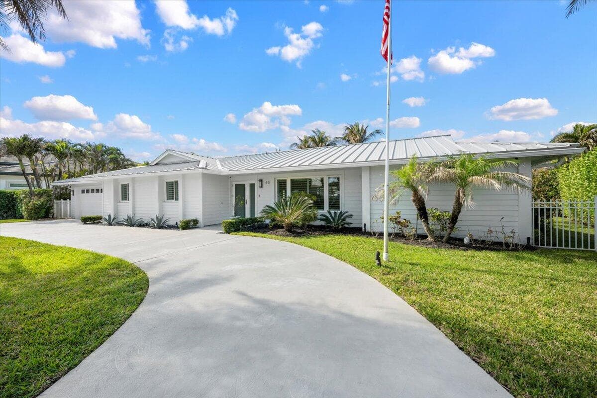 48 Ocean Drive, Jupiter, FL 33469 — photo 1 of 33