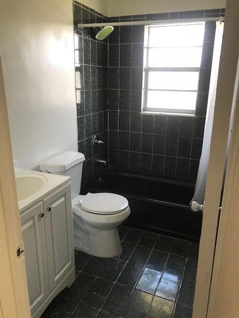 726 SW 73rd Avenue 26, North Lauderdale, FL 33068 — photo 23 of 32