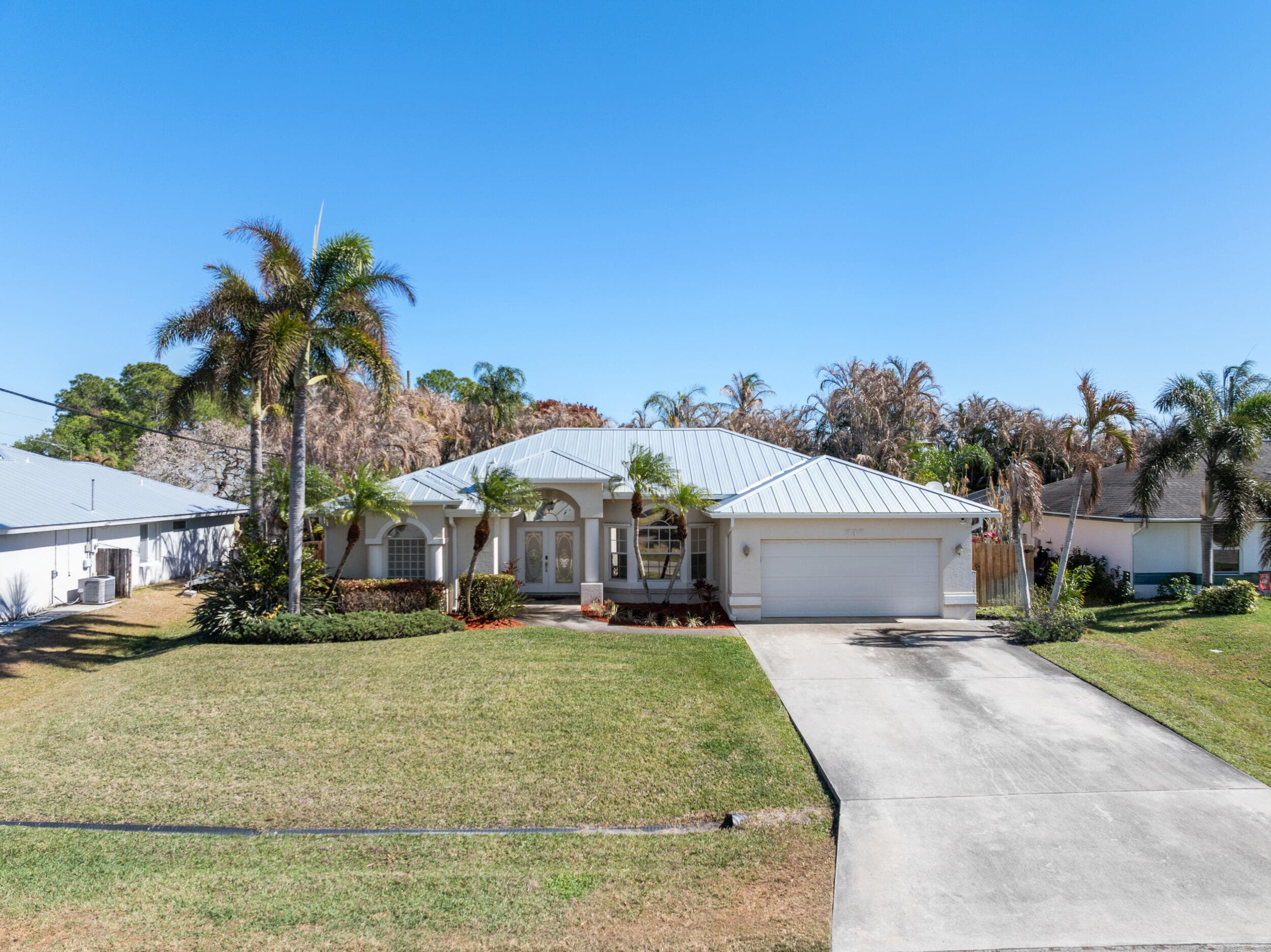 737 SW Dalton Circle, Port St. Lucie, FL 34953 — photo 5 of 52