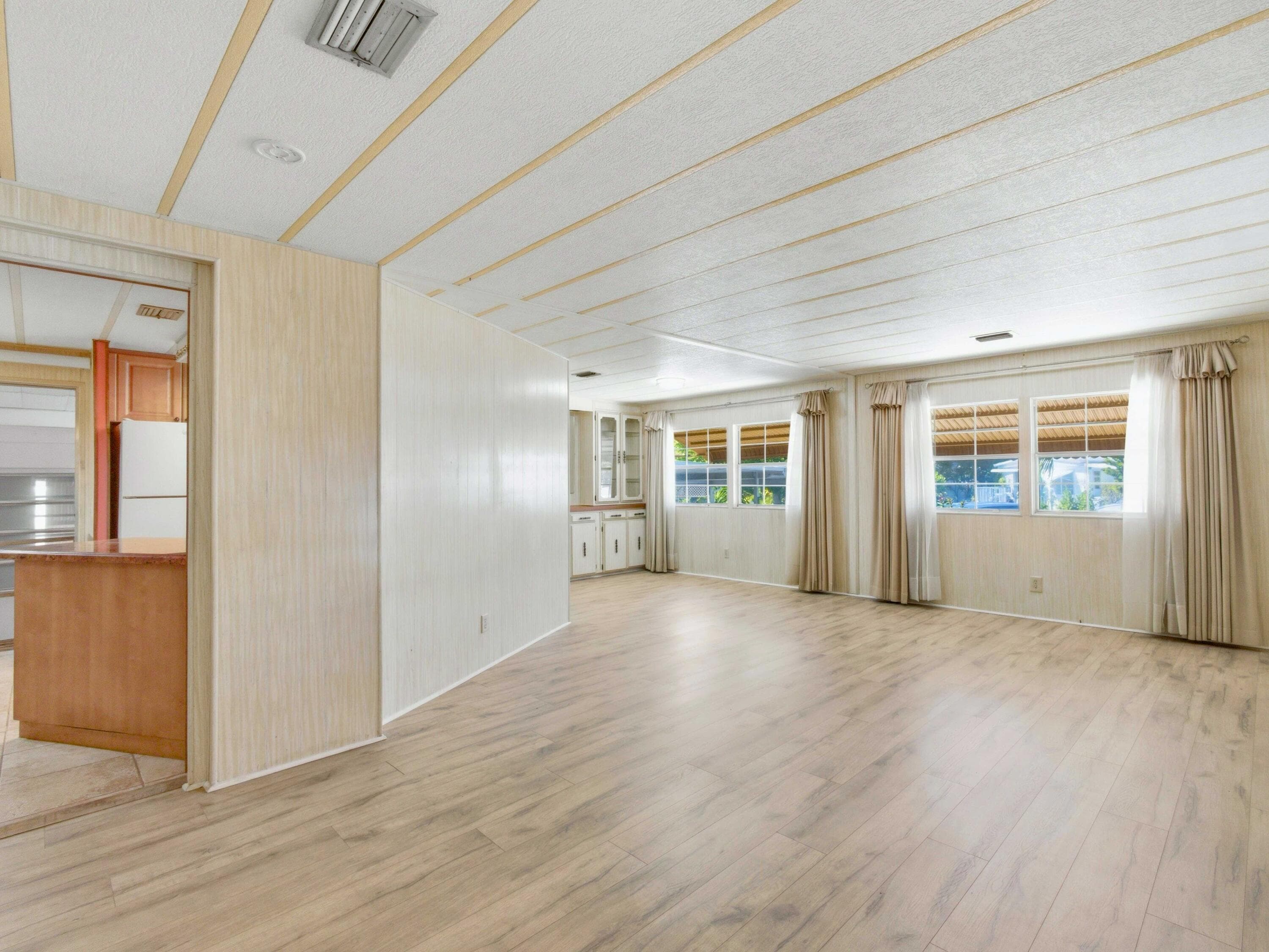 8903 Oak Street, Boynton Beach, FL 33436 — photo 12 of 41