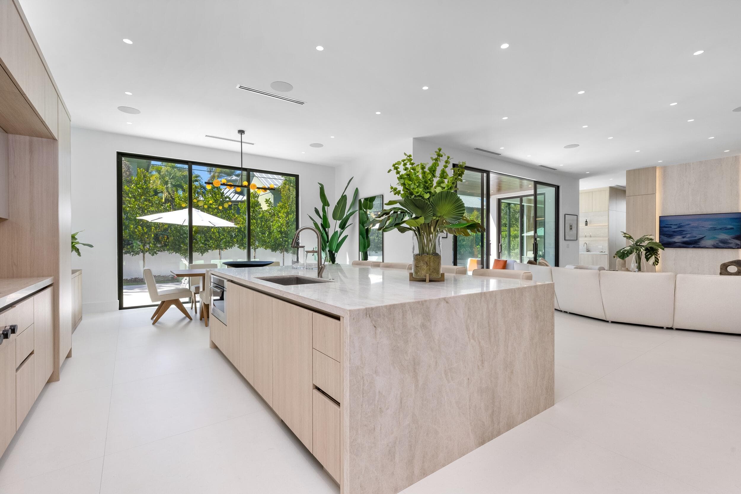 1051 NE 2nd Terrace, Boca Raton, FL 33432 — photo 14 of 51