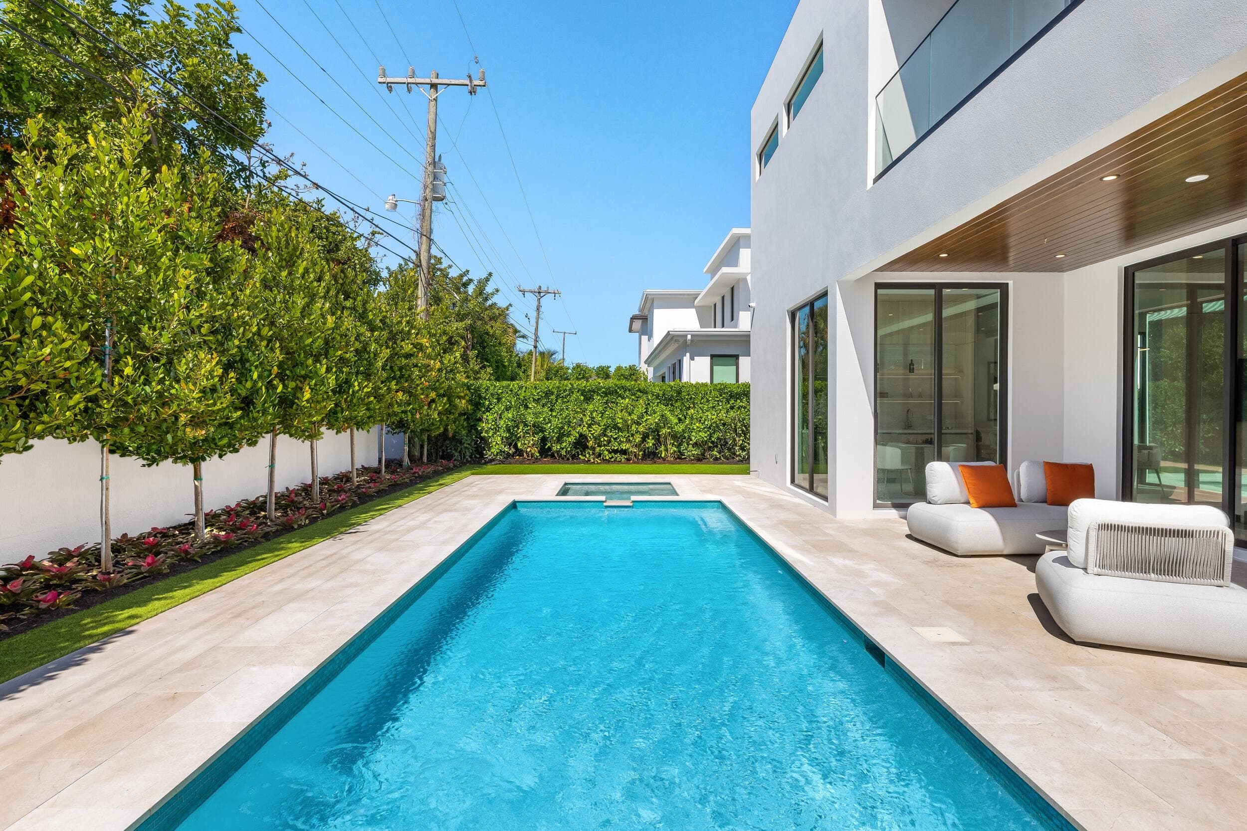 1051 NE 2nd Terrace, Boca Raton, FL 33432 — photo 17 of 51
