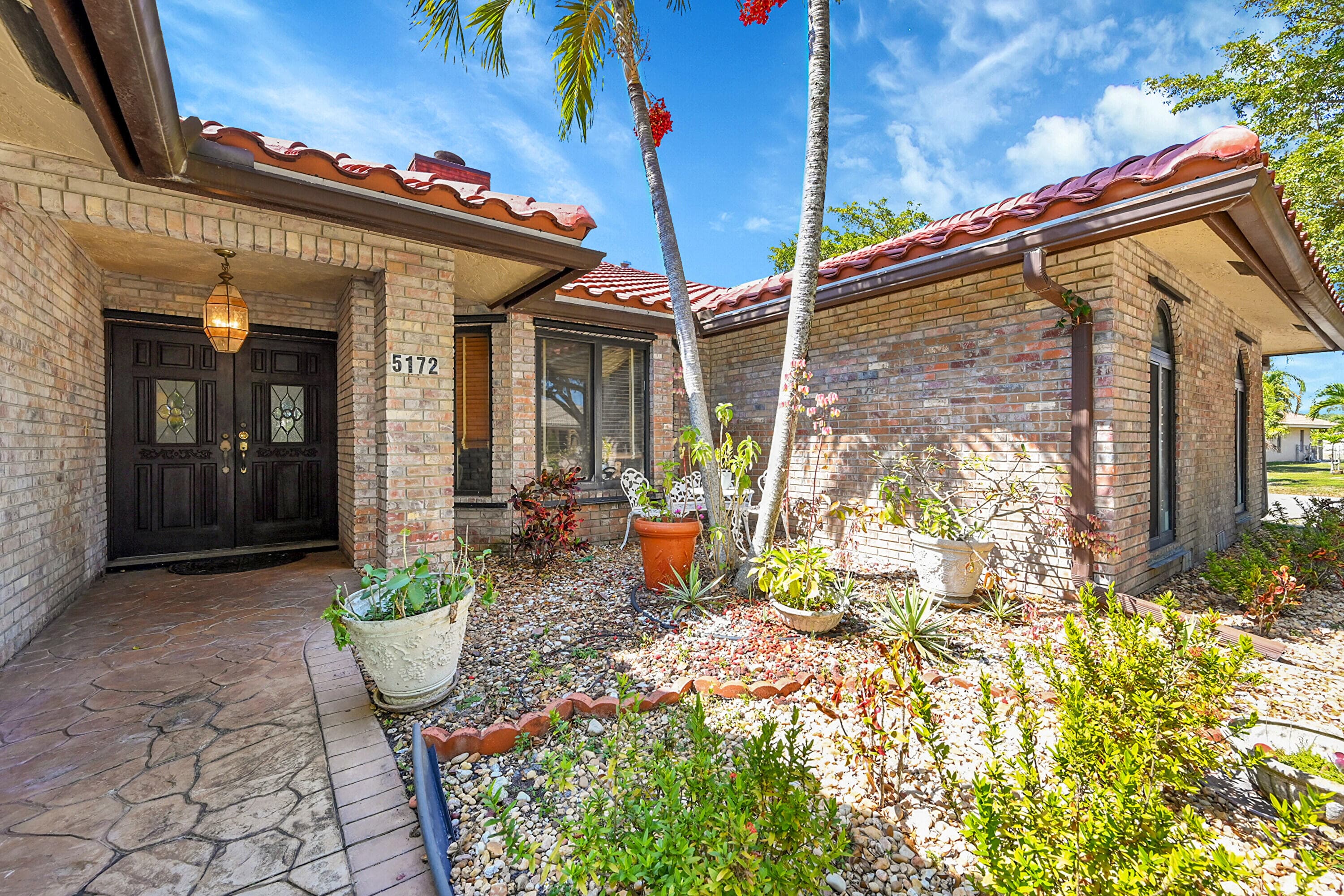 5172 NW 84th Road, Coral Springs, FL 33067 — photo 4 of 38