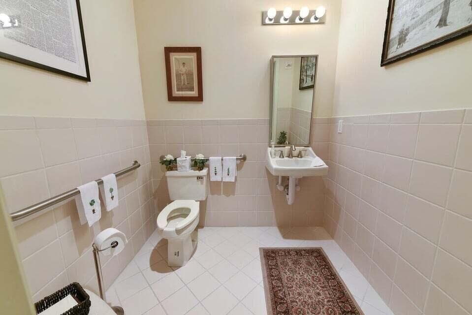 701 S Olive Avenue 117, West Palm Beach, FL 33401 — photo 17 of 47