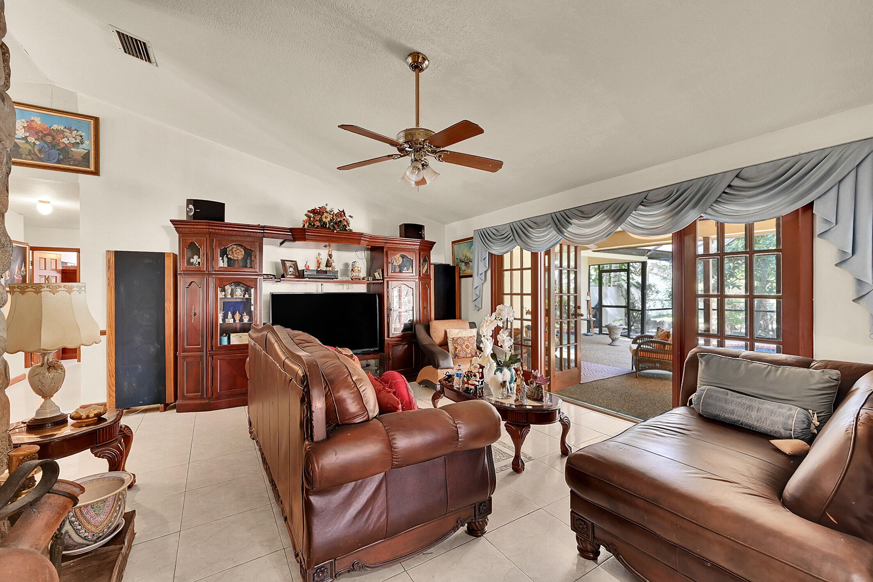 5172 NW 84th Road, Coral Springs, FL 33067 — photo 17 of 38
