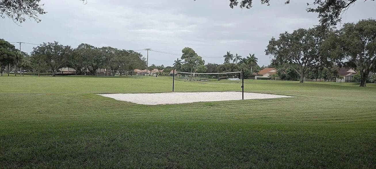 1225 Avondale Lane, West Palm Beach, FL 33409 — photo 23 of 25